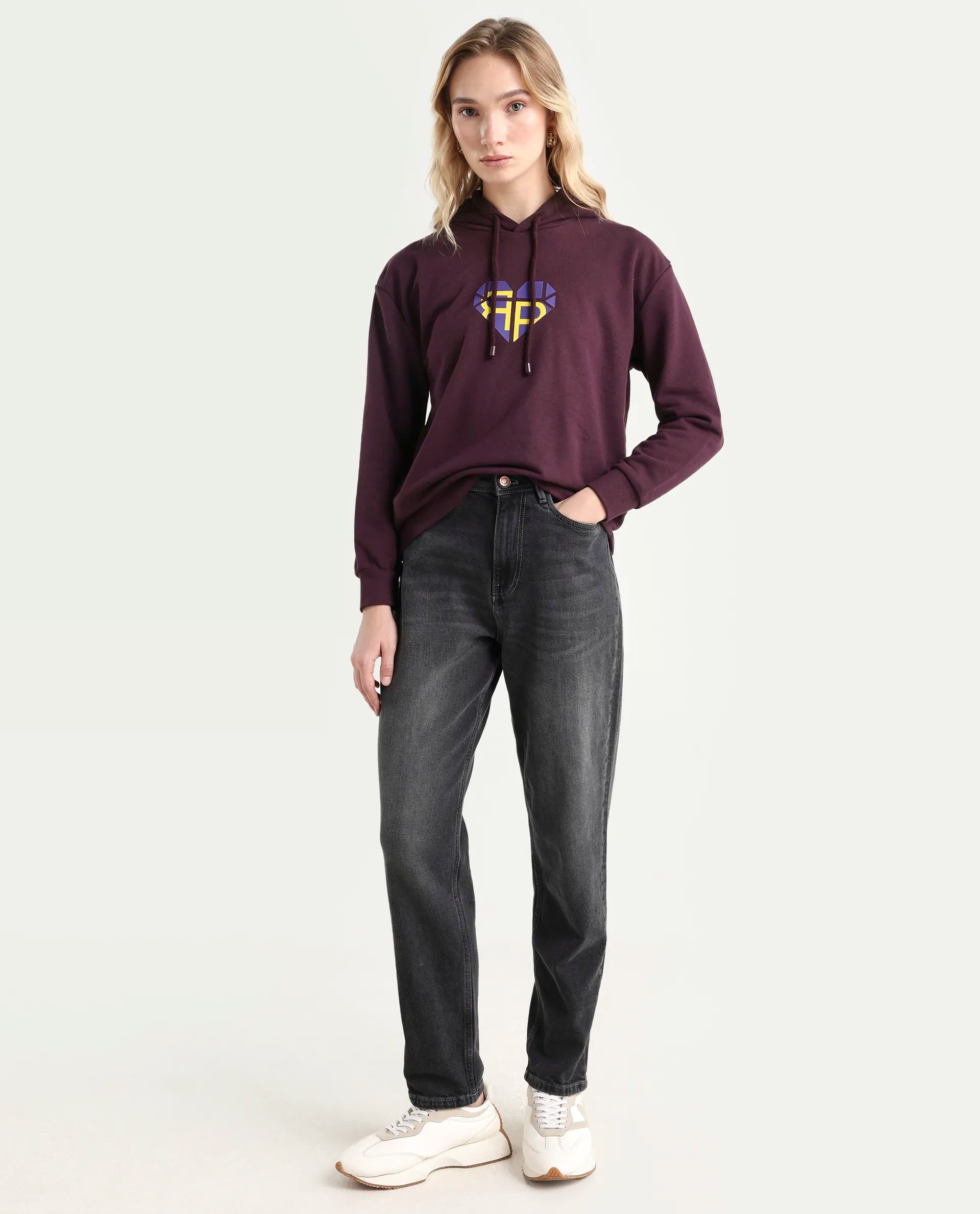 Rareism Women's Blacher Dark Maroon Polyester Blend Hooded Graphic Print Regular Fit Sweatshirt