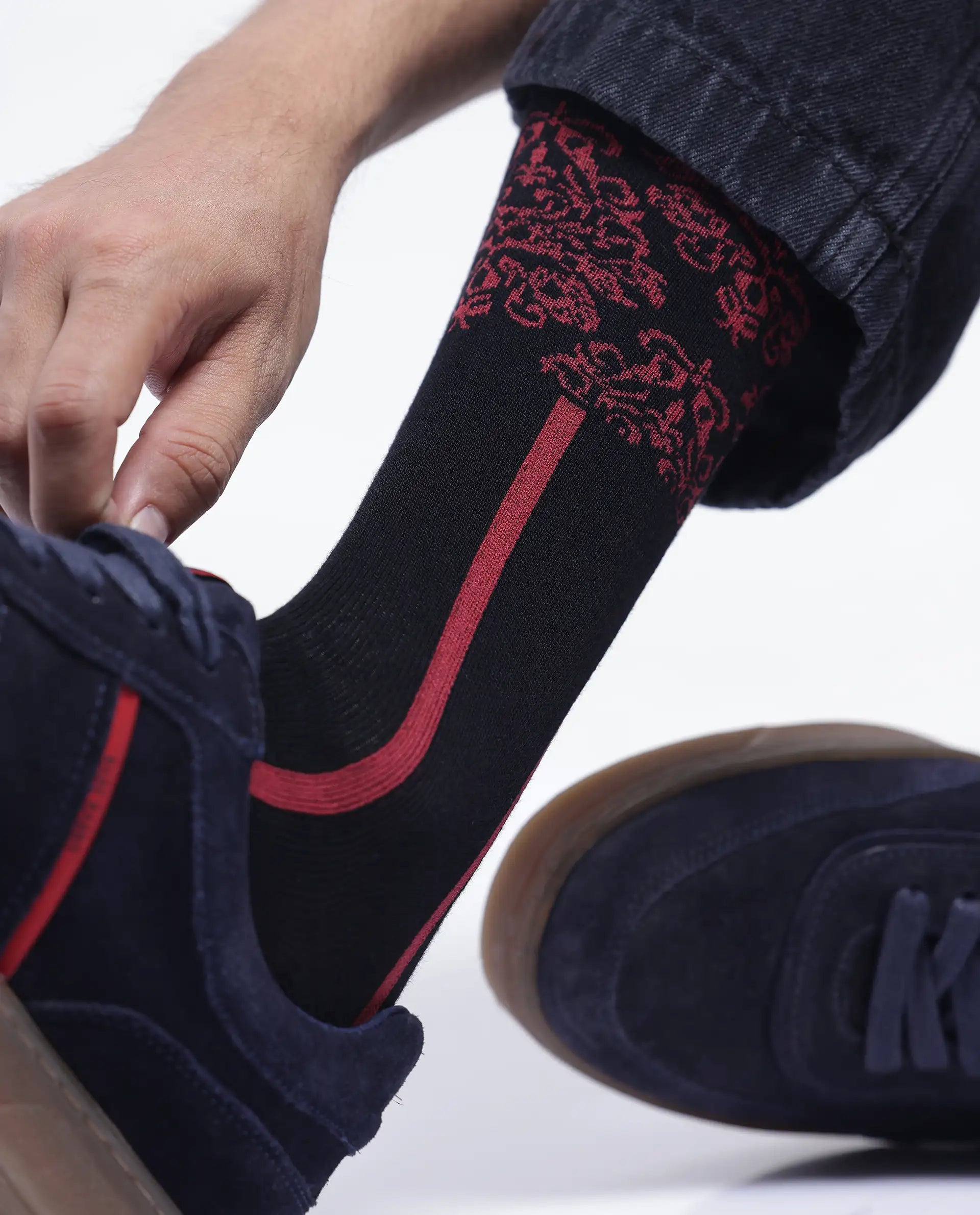 Rare Rabbit Men Border Assorted Socks