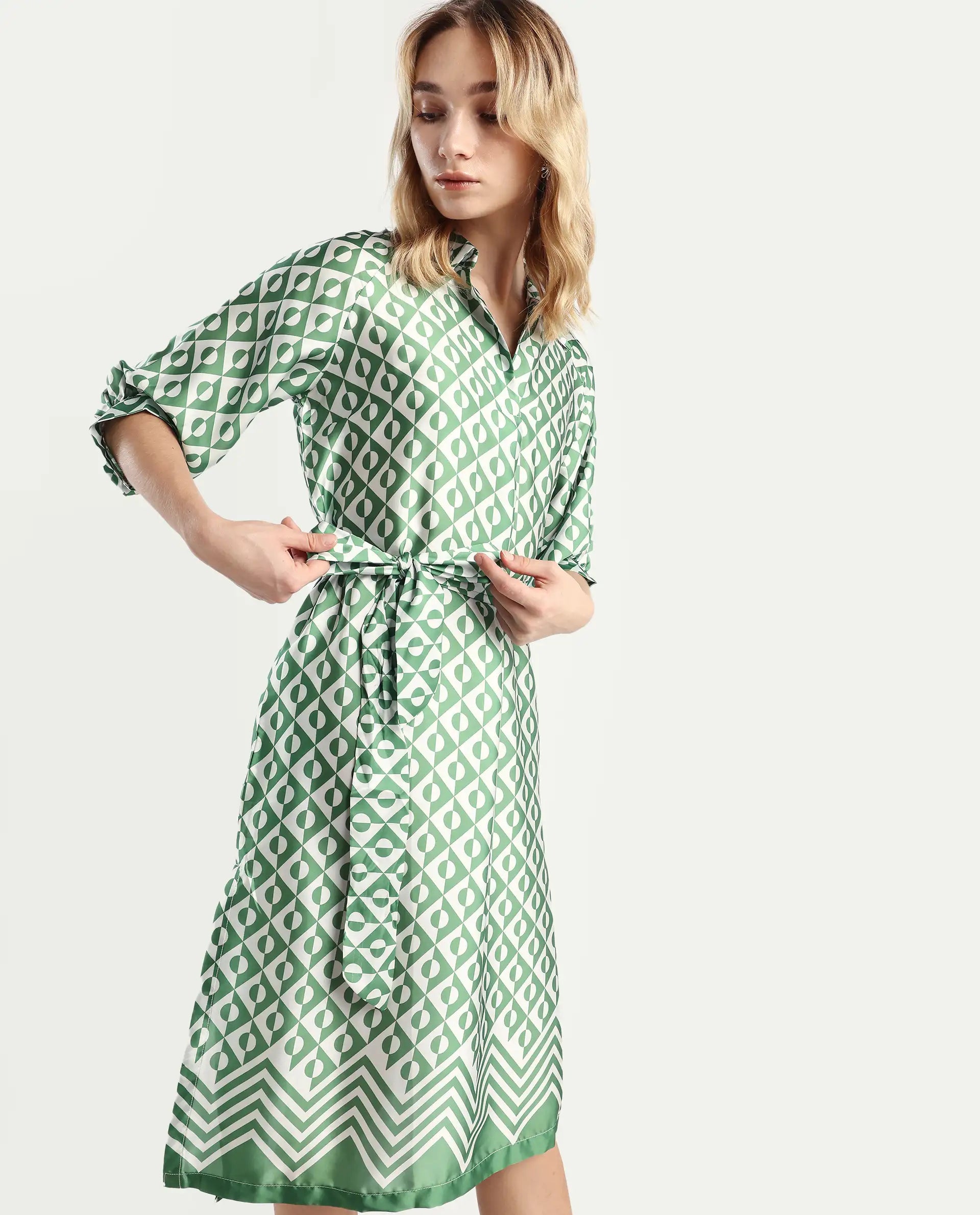 Rareism Women's Borrisa Green Cotton Blend Drop Collar Geometric Print Raglan Sleeve Midi Regular Fit Dress