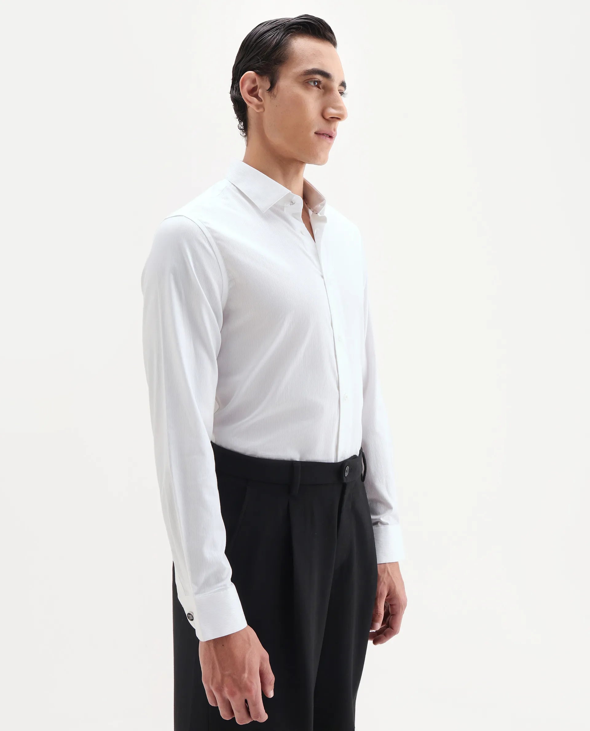 Rare Rabbit Men's Bovec-25 White Cotton Fabric Spread Collar Regular Fit Striped Shirt