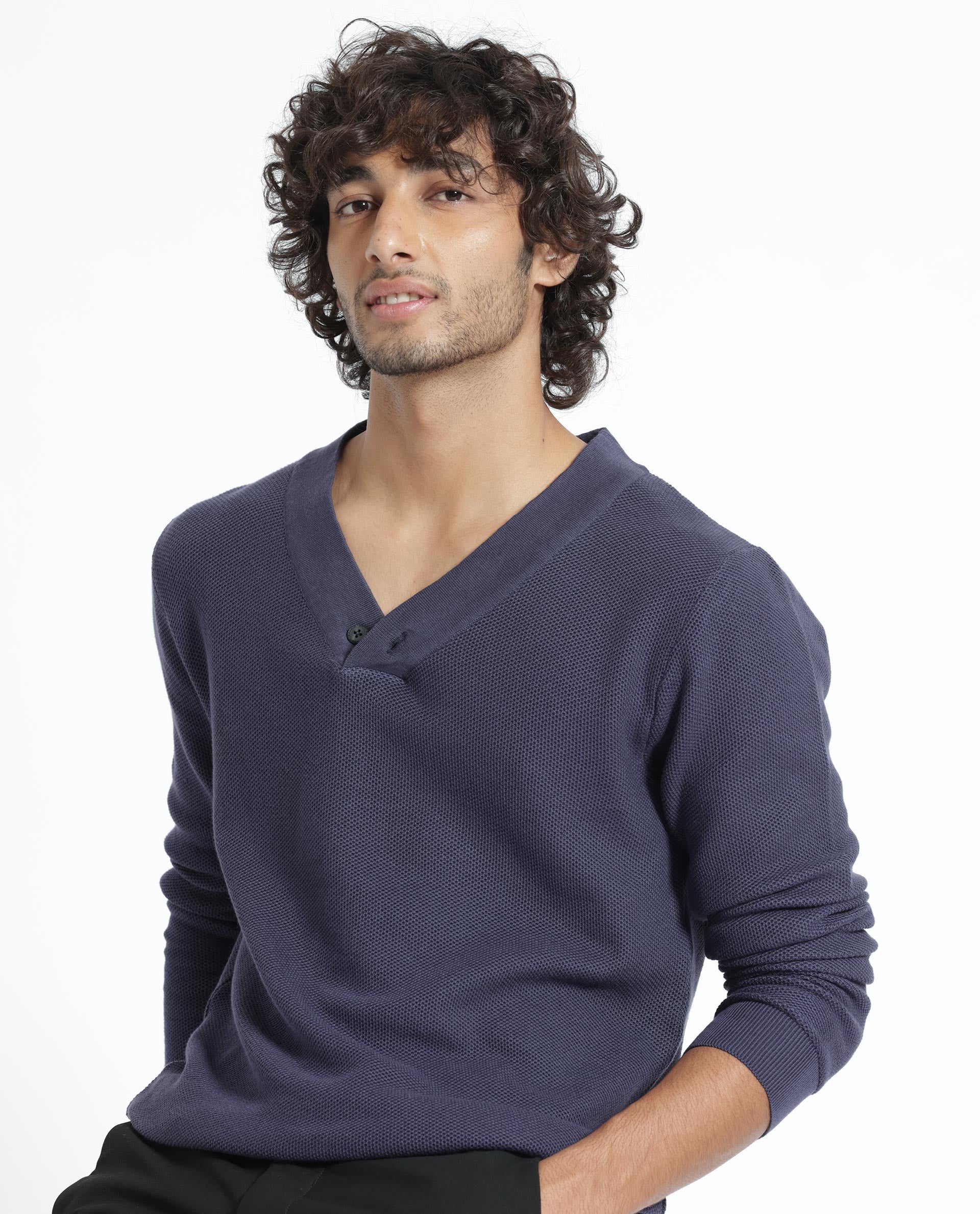 Rare Rabbit Mens Breeze Purple Sweater Full Sleeve V-Neck Solid