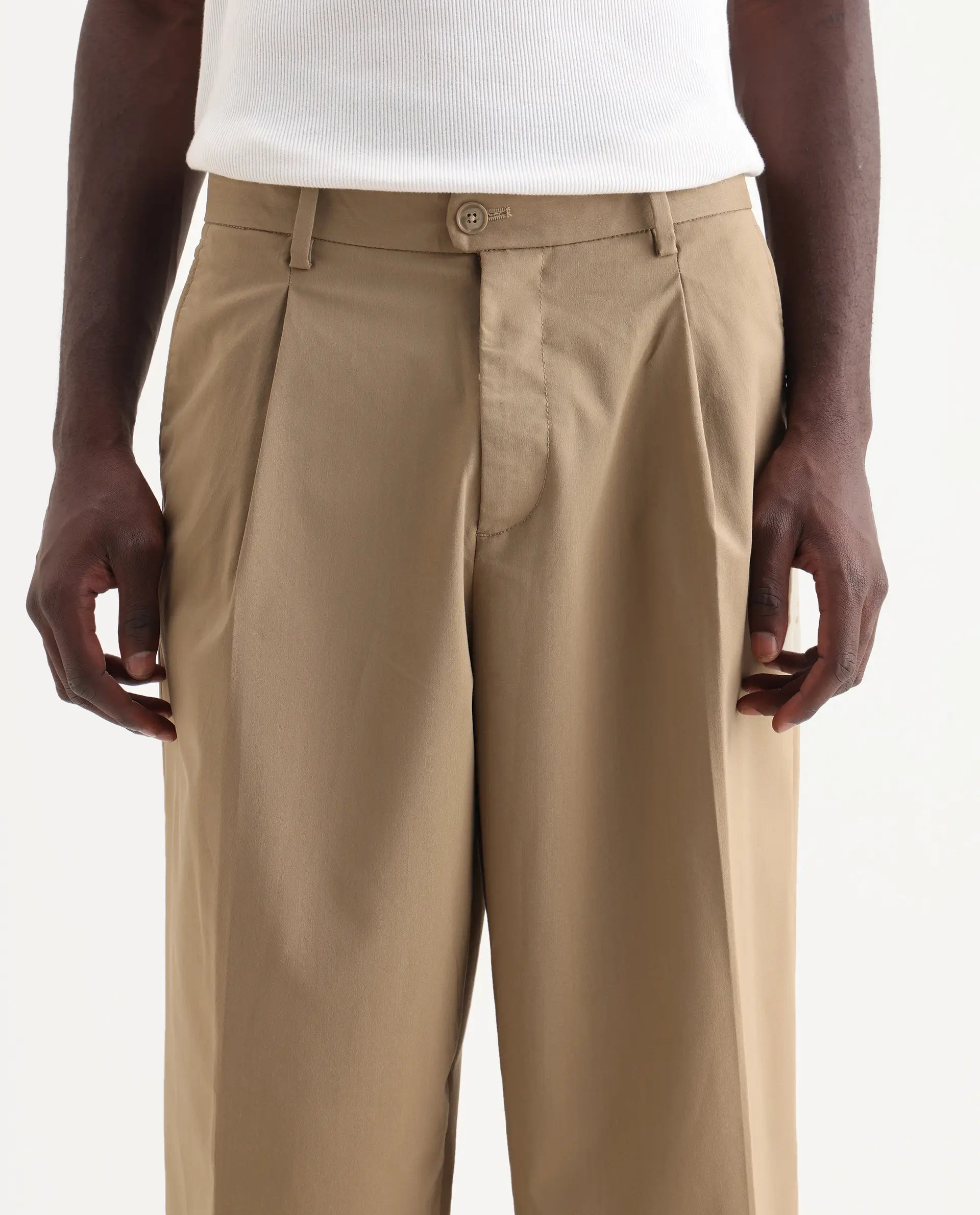 Rare Rabbit Men's Brelint Khaki Linen Blend Plain Relaxed Fit Trouser