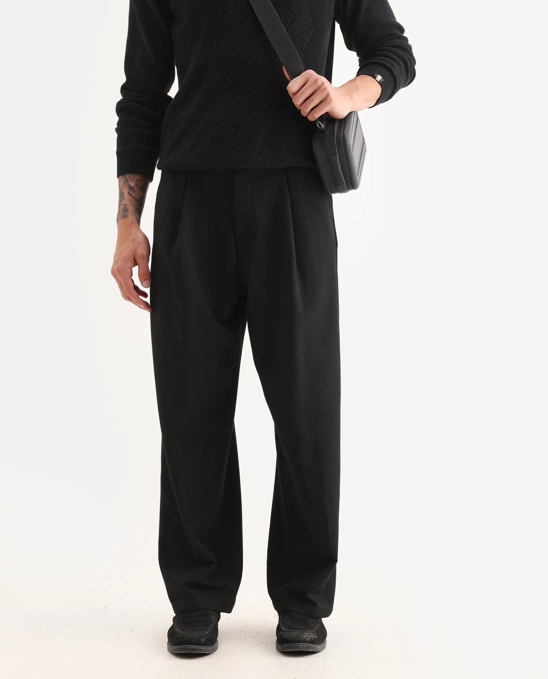 Rare Rabbit Men's Brelint Black Cotton Blend Plain Relaxed Fit Trouser