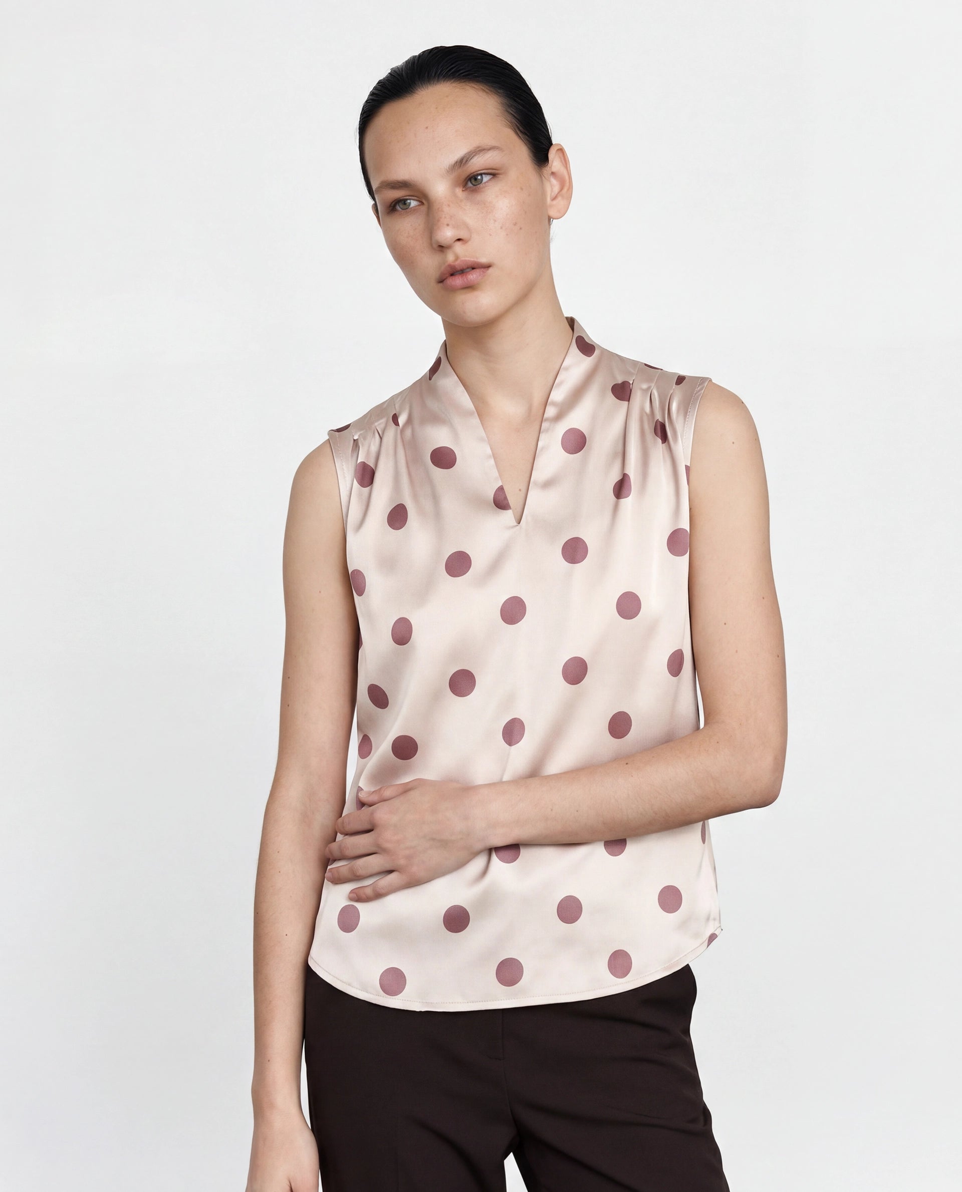 Rareism Women's Berdo-T Beige Polyester V-Neck Polka Print Sleeveless Regular Fit Top