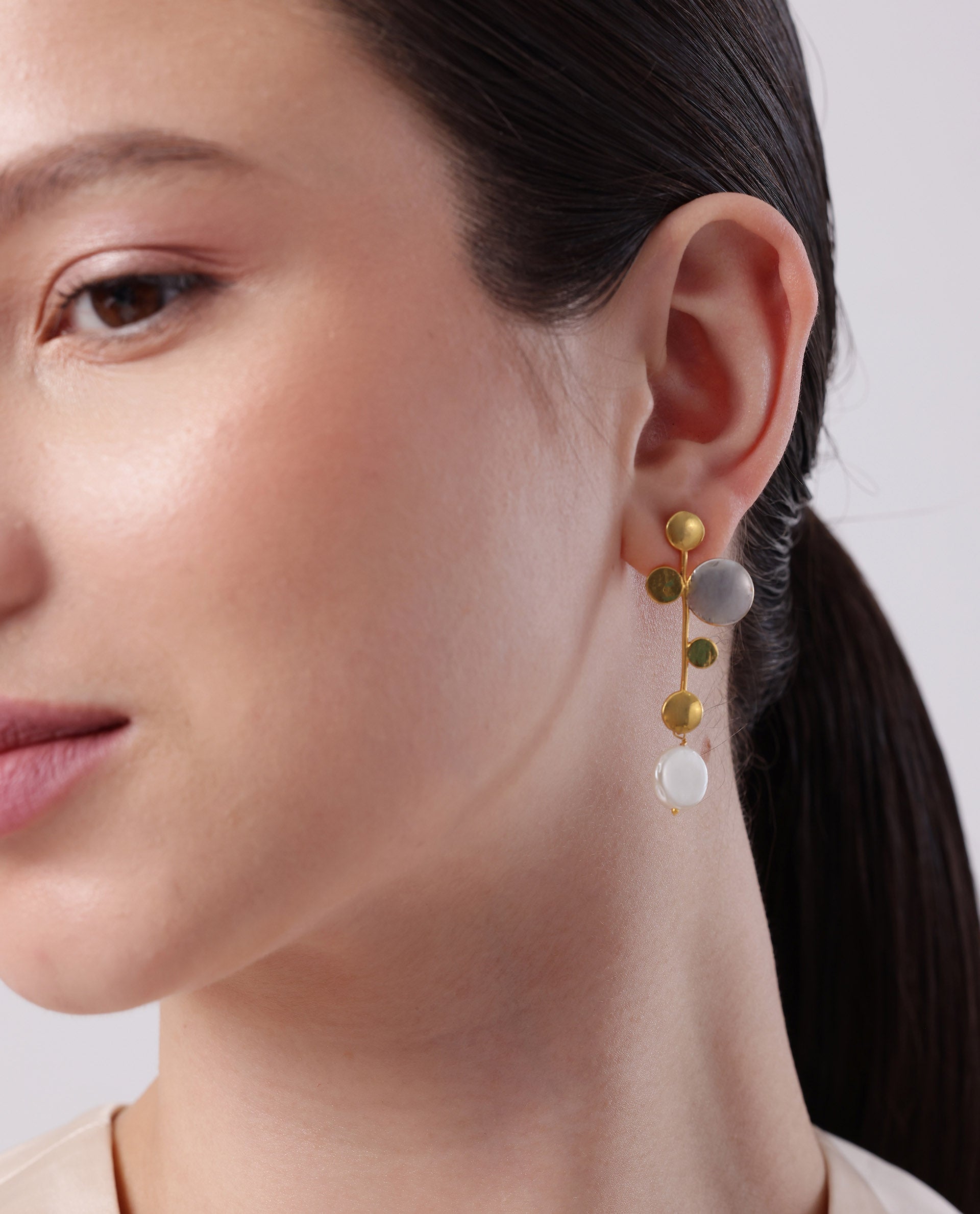 Rareism Women Bubbles Gold Earring