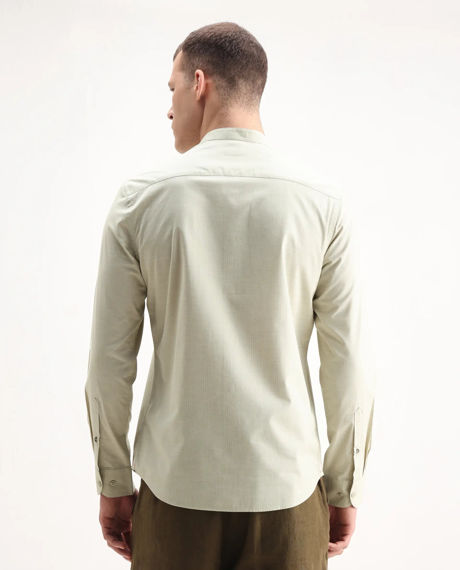 Rare Rabbit Men's Cadmi-25 Green Cotton Plain Regular Fit Full Sleeve Mandarin Collar Shirt
