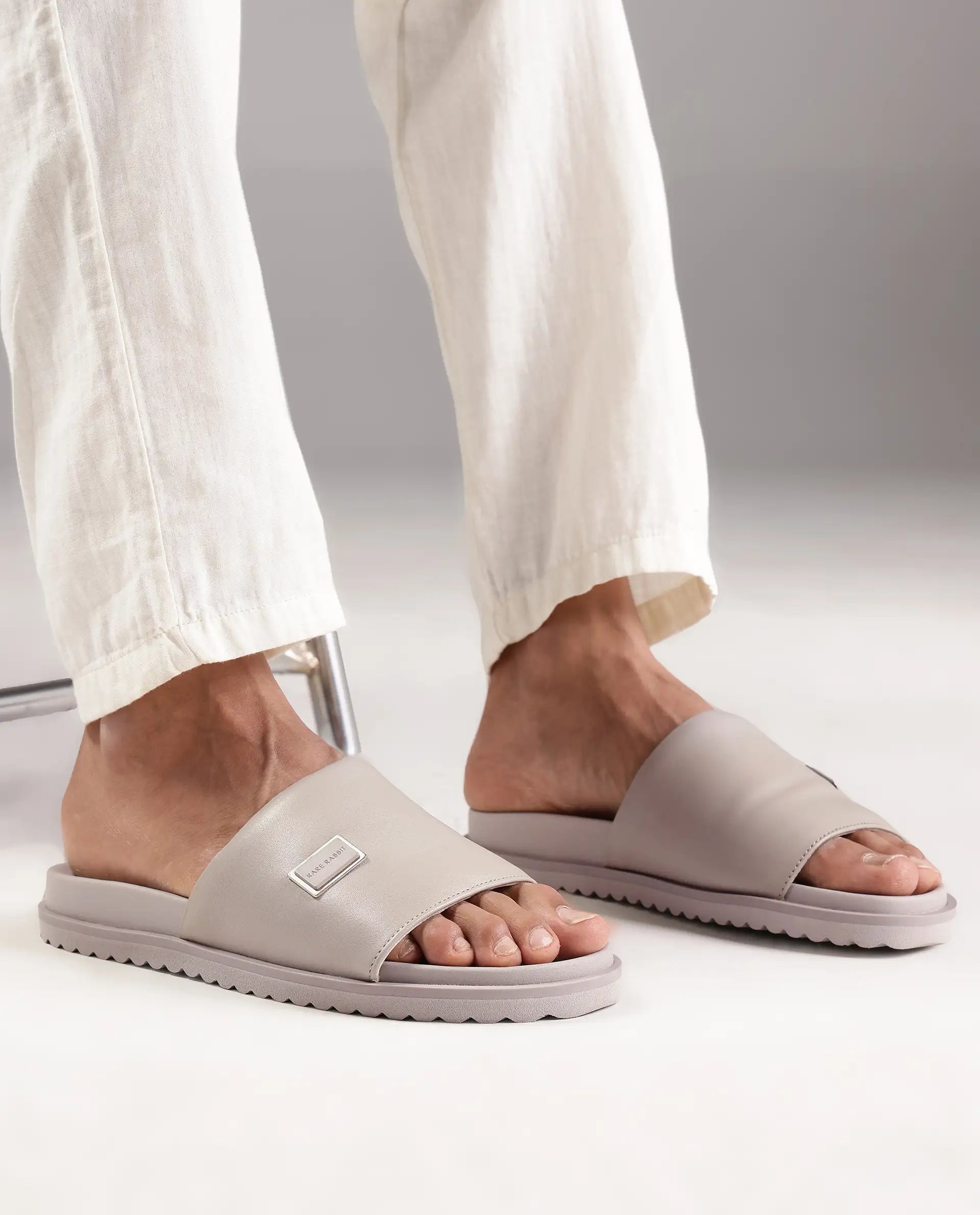 Rarez Men's Camden Light Grey Slip-On Closure Sandal