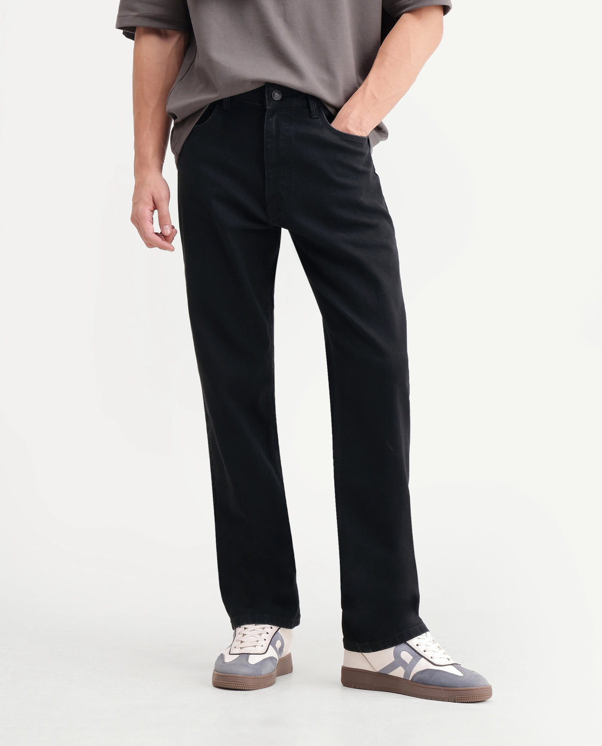 Rare Rabbit Mens Cara Black Cotton Blend Shank And Zipper Morris Regular Plain Jeans