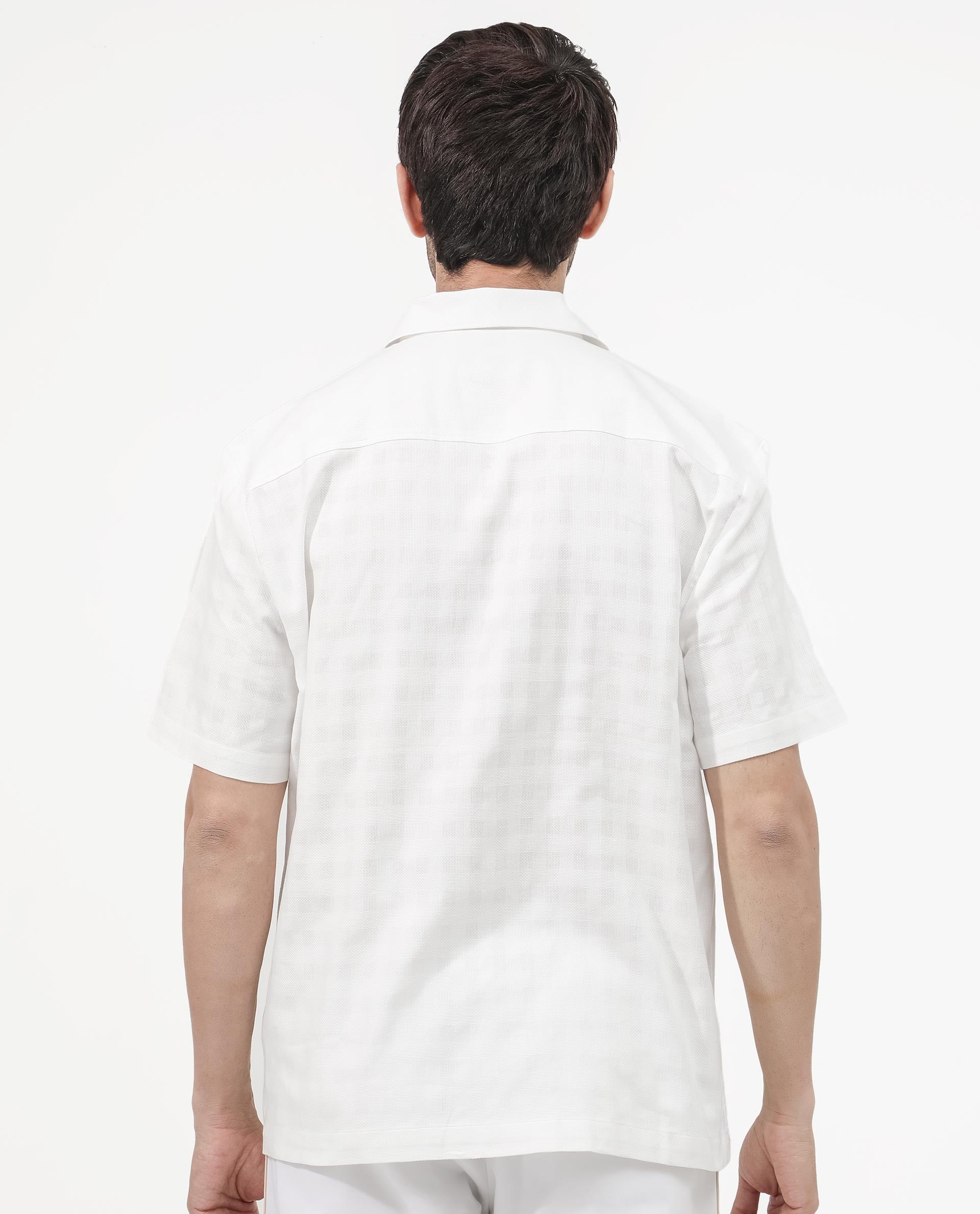 Rare Rabbit Men's Carmenz White Cotton Fabric Short Sleeves Collared Neck Plain Boxy Fit Shirt