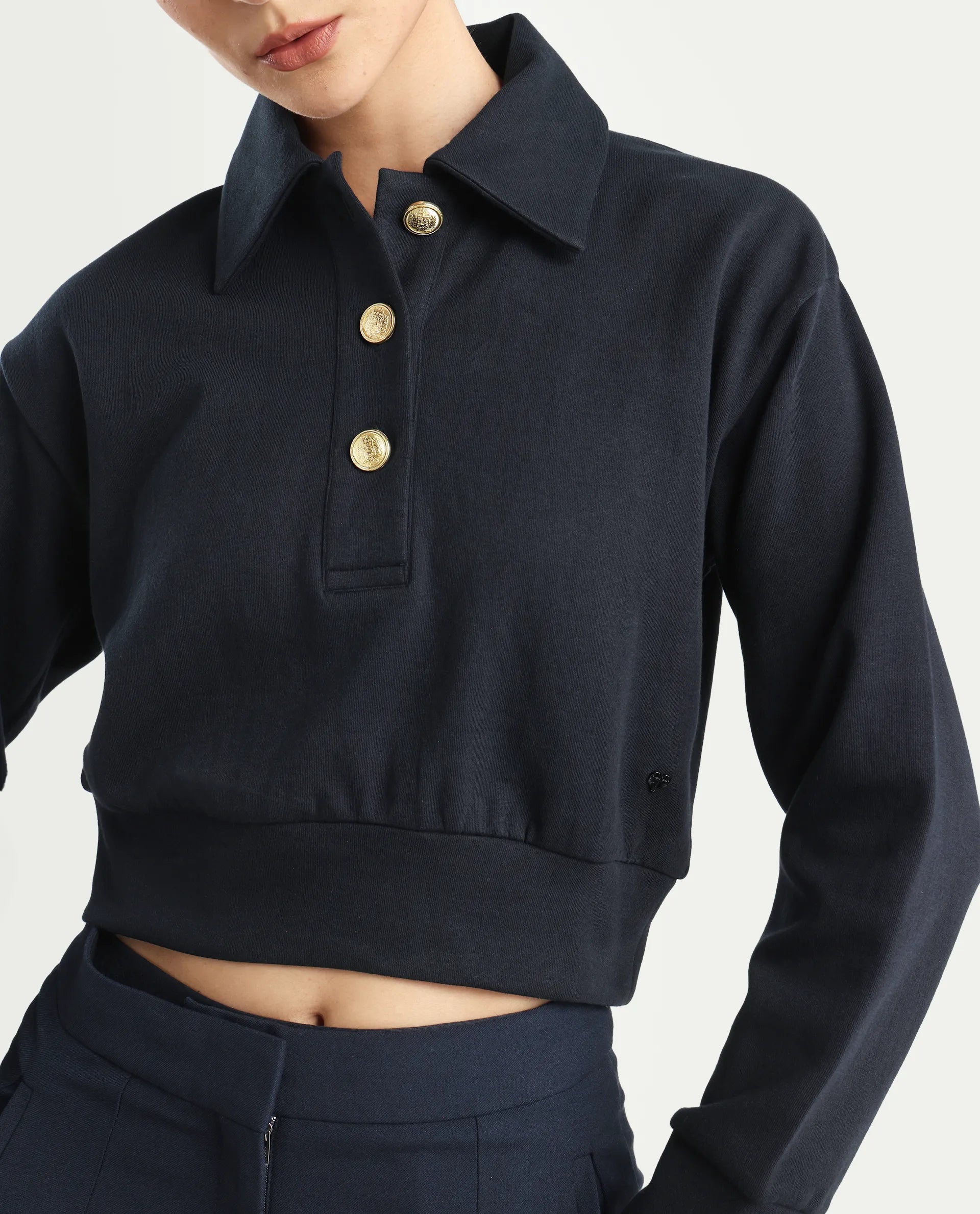 Rareism Women's Celtik Black Cotton Blend Drop Collar Plain Crop Relaxed Fit Sweatshirt