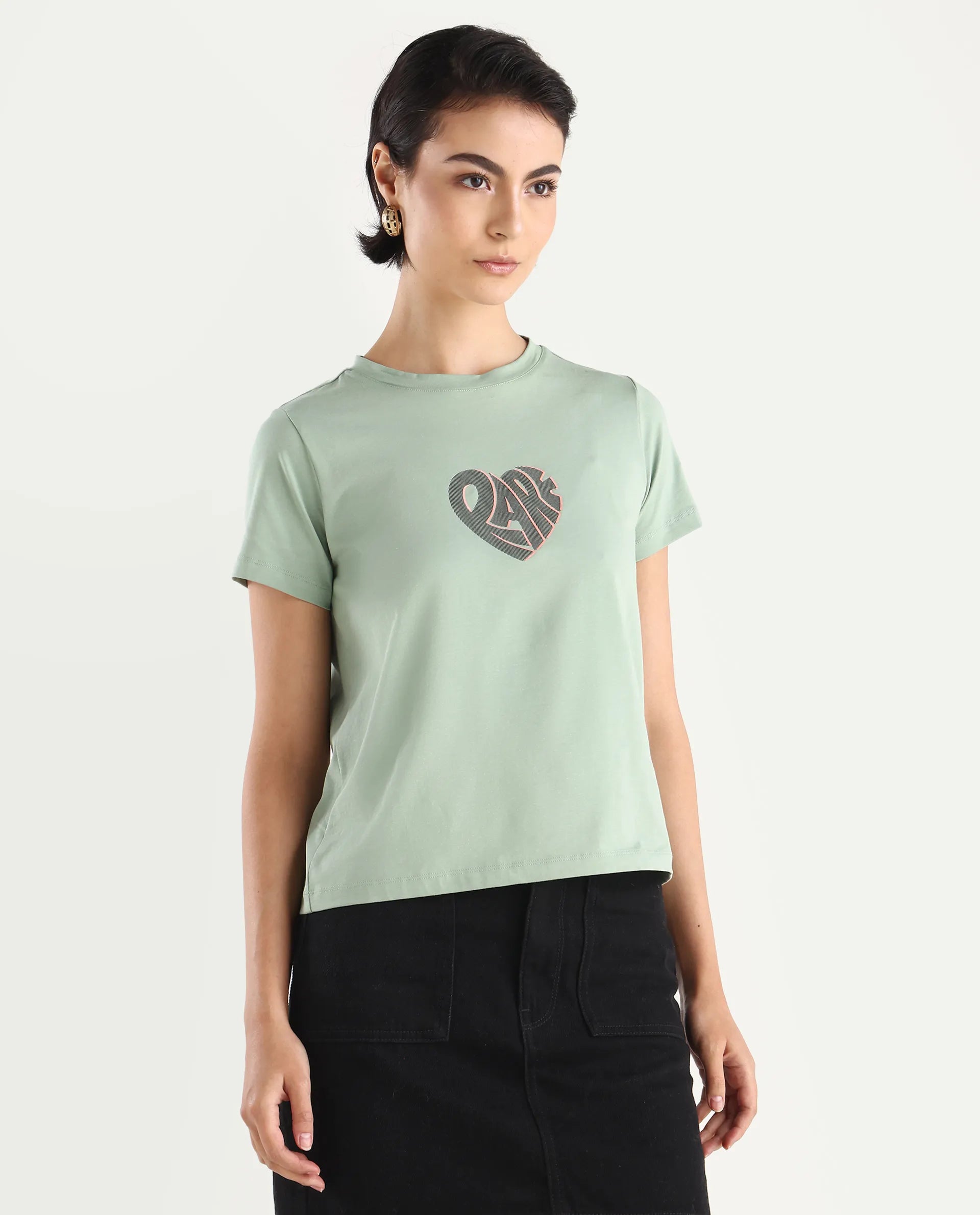 Rareism Women's Ciara Green Cotton Blend Crew Neck Graphic Print Regular Fit T-Shirt