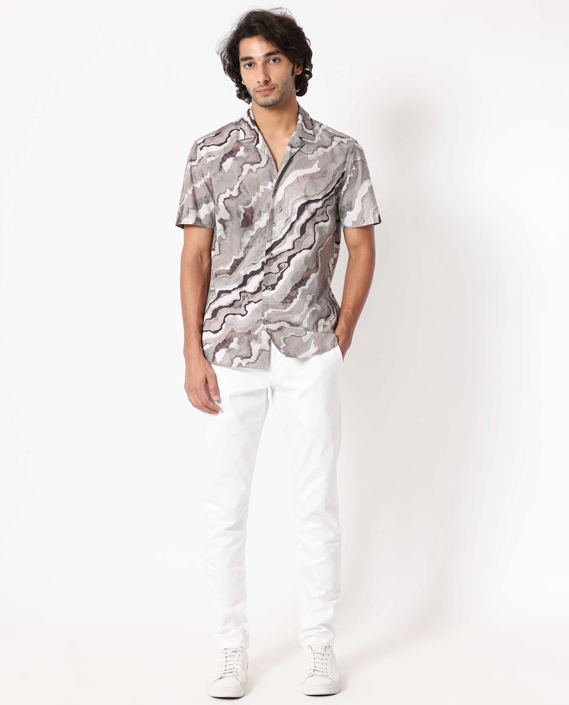 Manebí  Havana Camp-Collar Shirt - Linen - Ikat Print Beige Off White