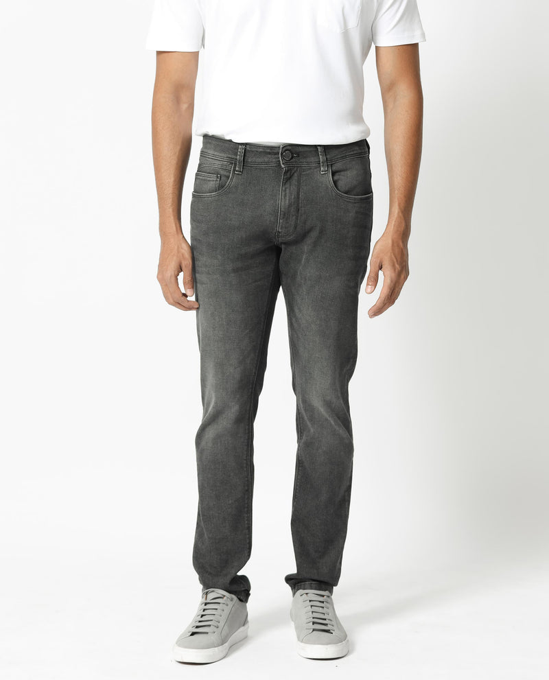 SLIM FIT LIGHT WASH JEANS WITH WHISKERS