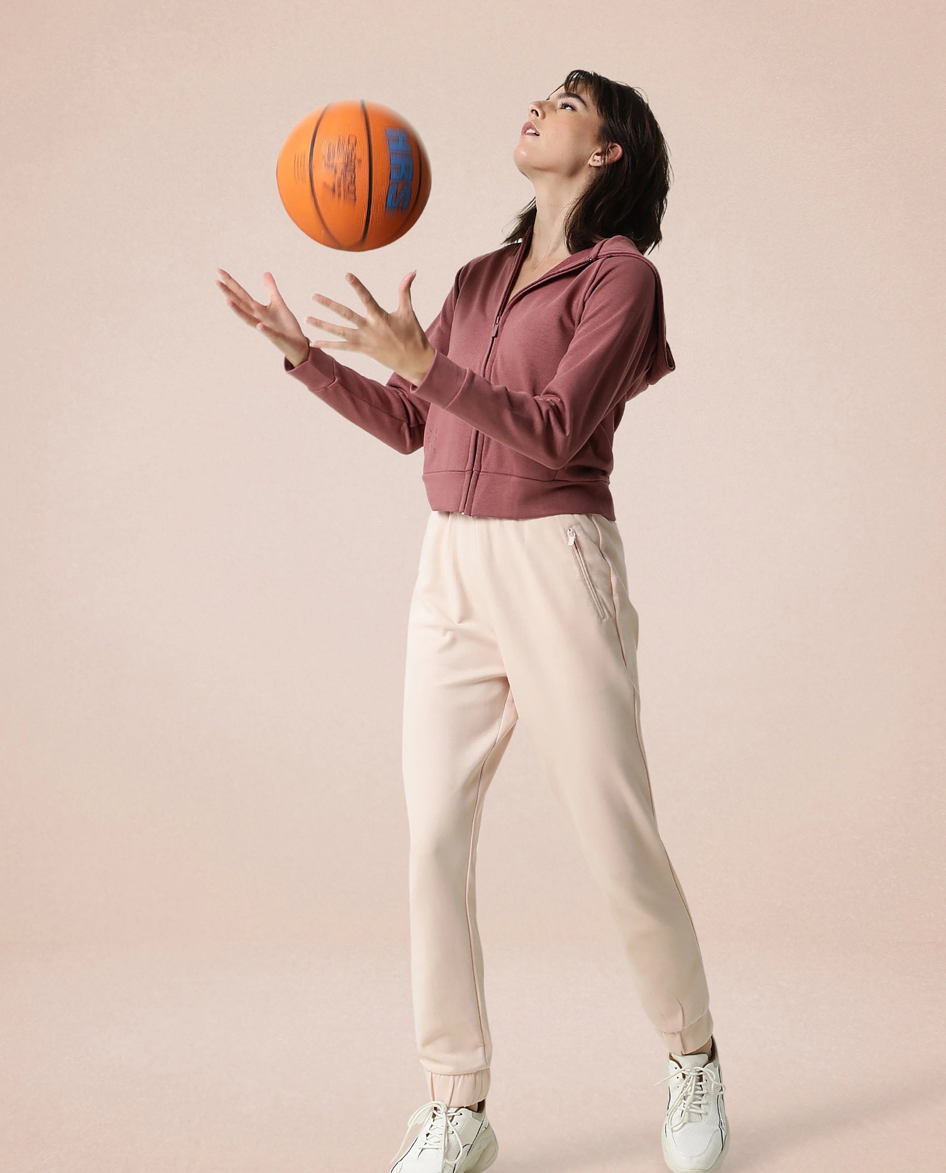 Rareism Women Creta Pink Cotton Blend Fabric Relaxed Fit Solid Mid Rise Ankle Length Track Pant