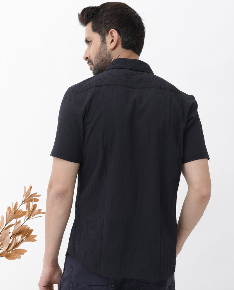 Rare Rabbit Mens Crinkle SS Black Cotton Fabric Short Sleeve Regular Fit Crinkle Effect Solid Shirt