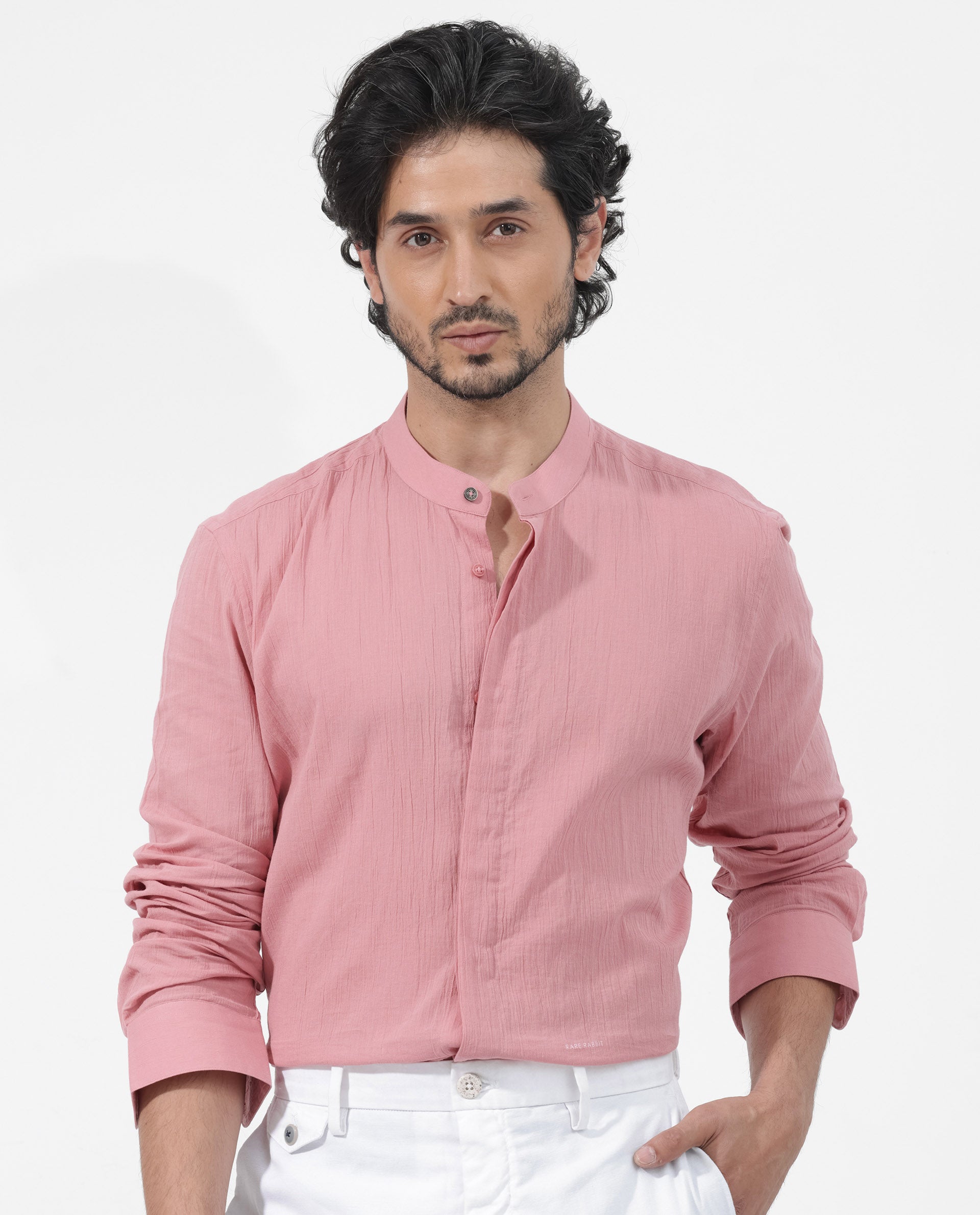 Rare Rabbit Mens Crinkle LS Pink Cotton Fabric Mandarin Collar Full Sleeve Crinkle Effect Solid Shirt