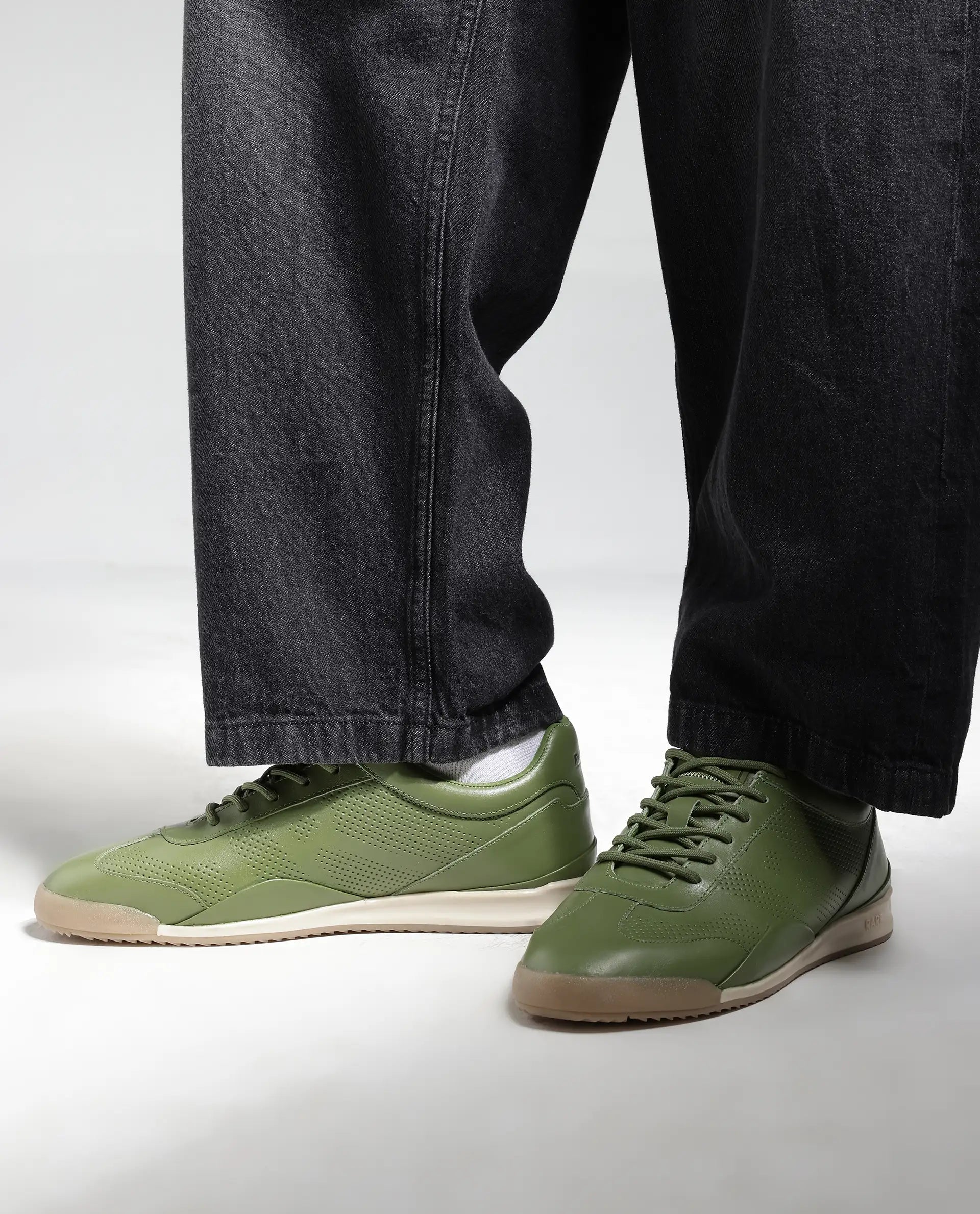 Rare Rabbit Men's Cryon Matcha Leather Sneaker