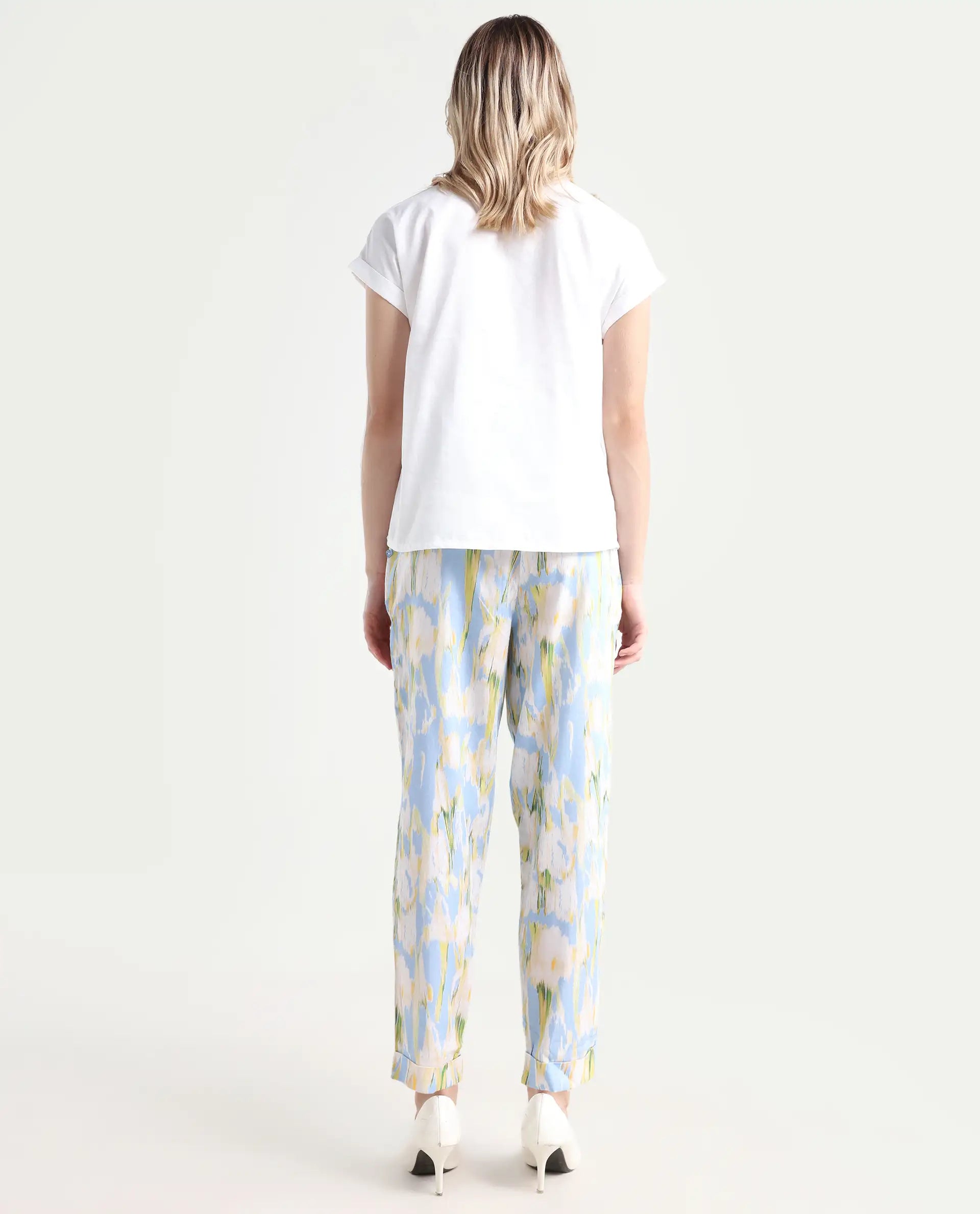 Rareism Women's Cult Green Cotton Abstract Print Ankle Length Slim Fit Trouser