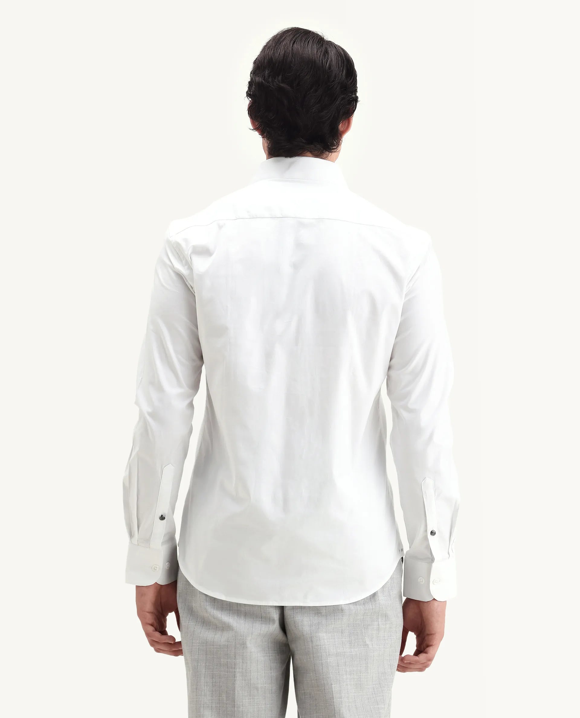 Rare Rabbit Men's Dario White Cotton Plain Regular Fit Full Sleeve Collared Shirt