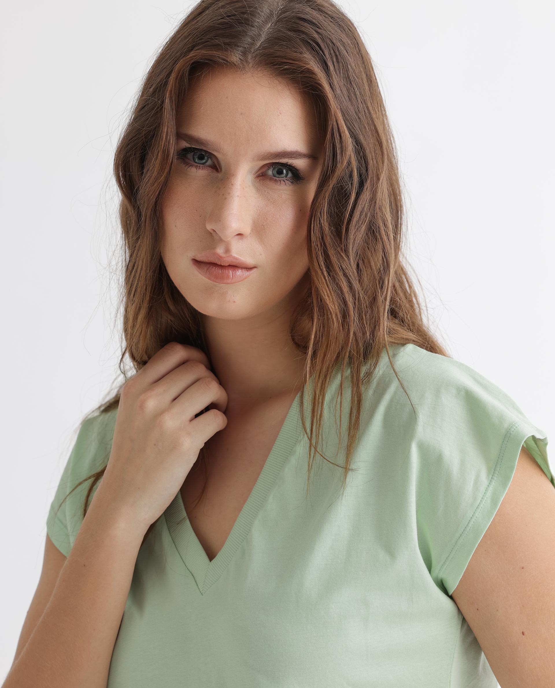 Rareism Women Debra Green Cotton Fabric Regular Fit Half Sleeves Solid Crew Neck T-Shirt