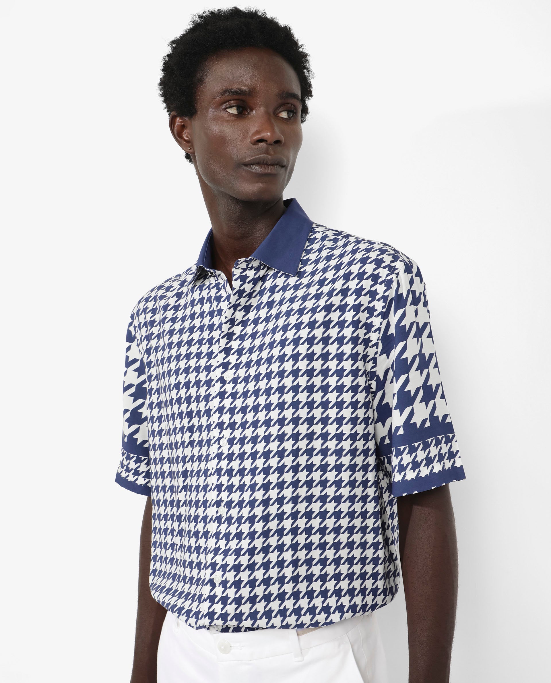 Rare Rabbit Men's Dejen Dark Blue Viscose Fabric Short Sleeve Boxy Fit Houndstooth Print Shirt