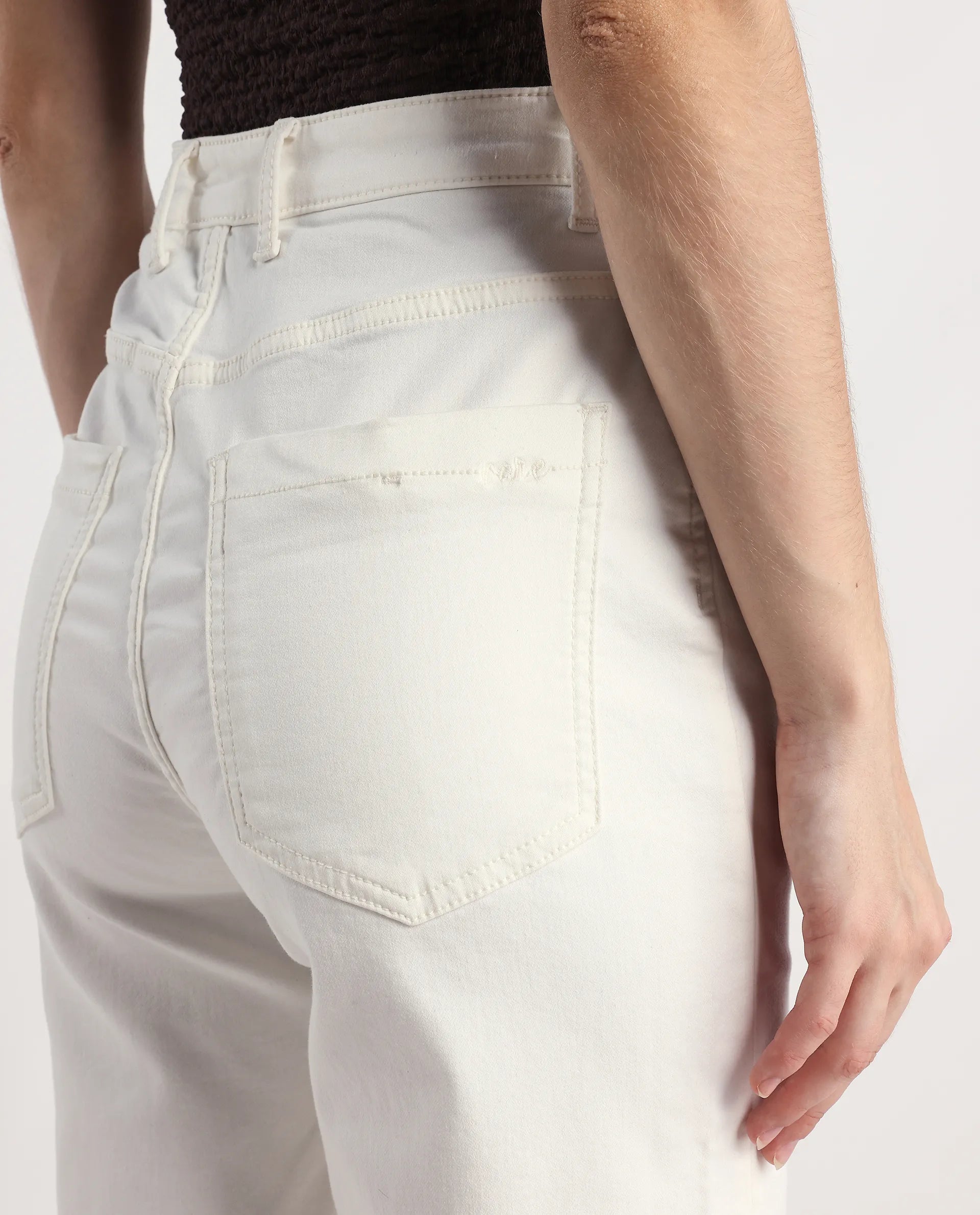 Rareism Women's Denby Off White Cotton Blend Straight Plain Jeans