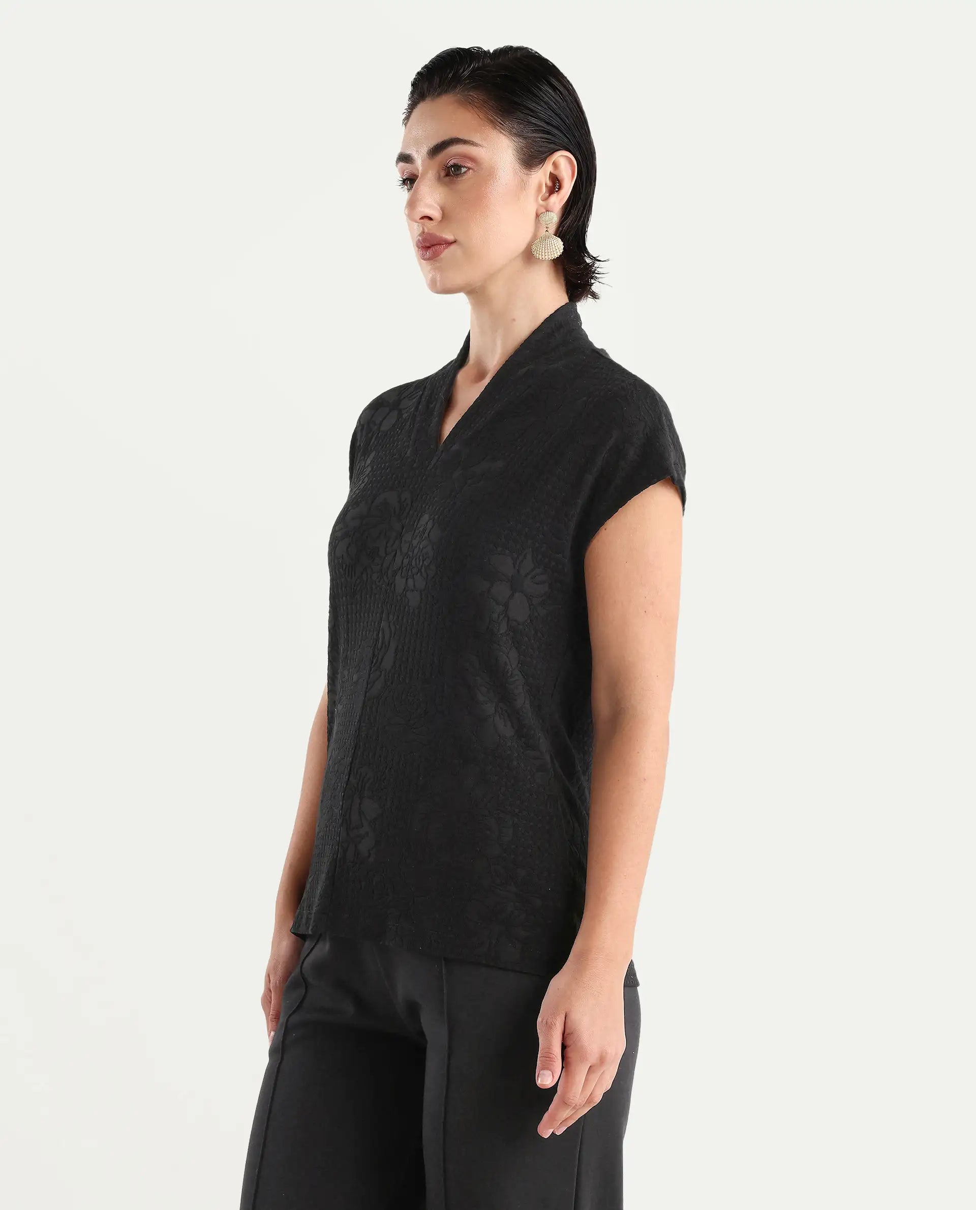 Rareism Women's Deone Black Polyester Blend V-Neck Plain Extended Sleeves Regular Fit Top