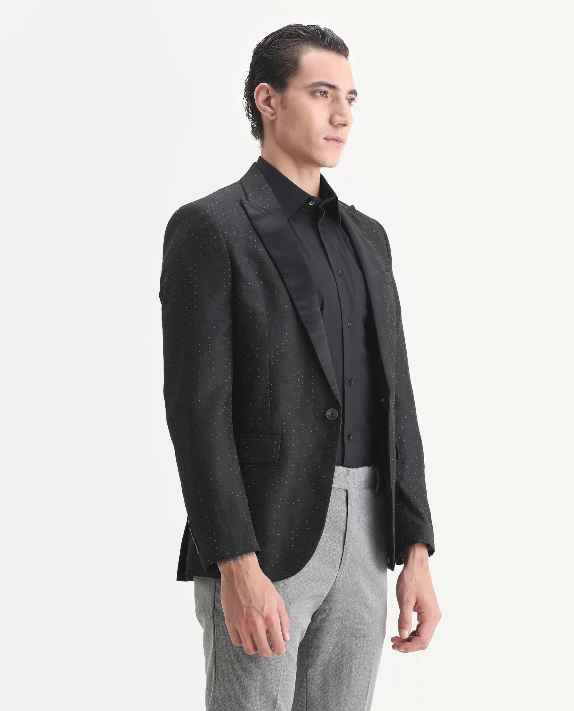 Rare Rabbit Men's Digby Black Polyester Plain Tailored Fit Full Sleeve Lapel Neck Blazer