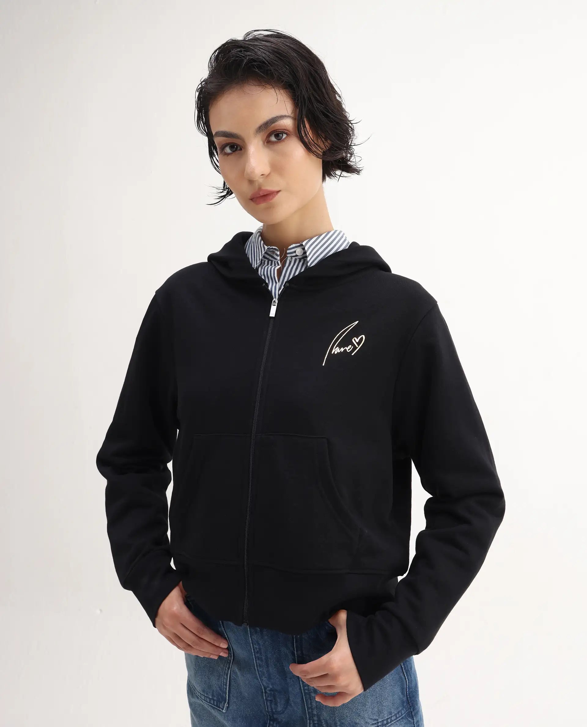 Rareism Women's Div Black Cotton Blend Hooded Regular Fit Printed Sweatshirt