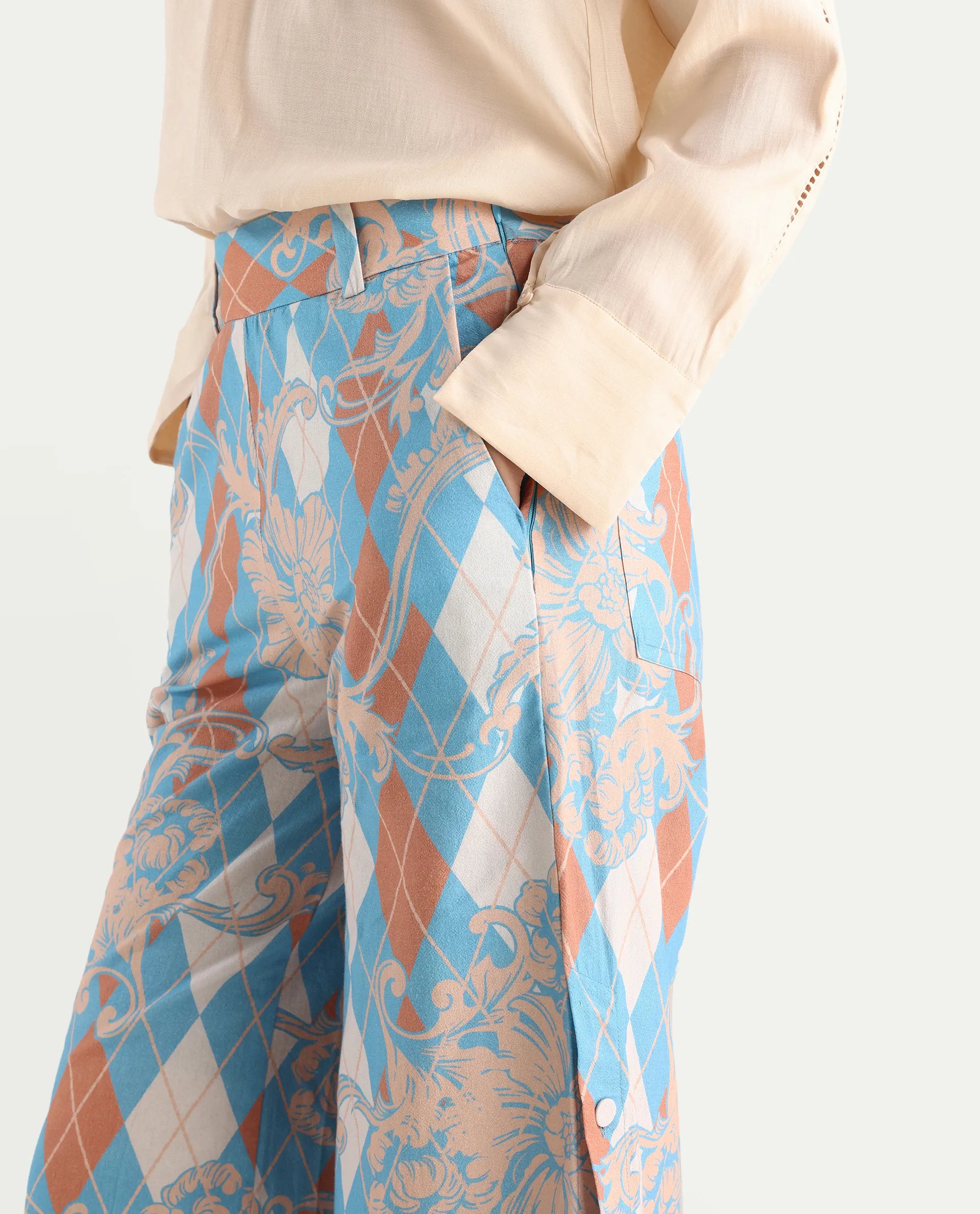 Rareism Women's Diyan Light Multi Polyester Geometric Print Ankle Length Wide Trouser