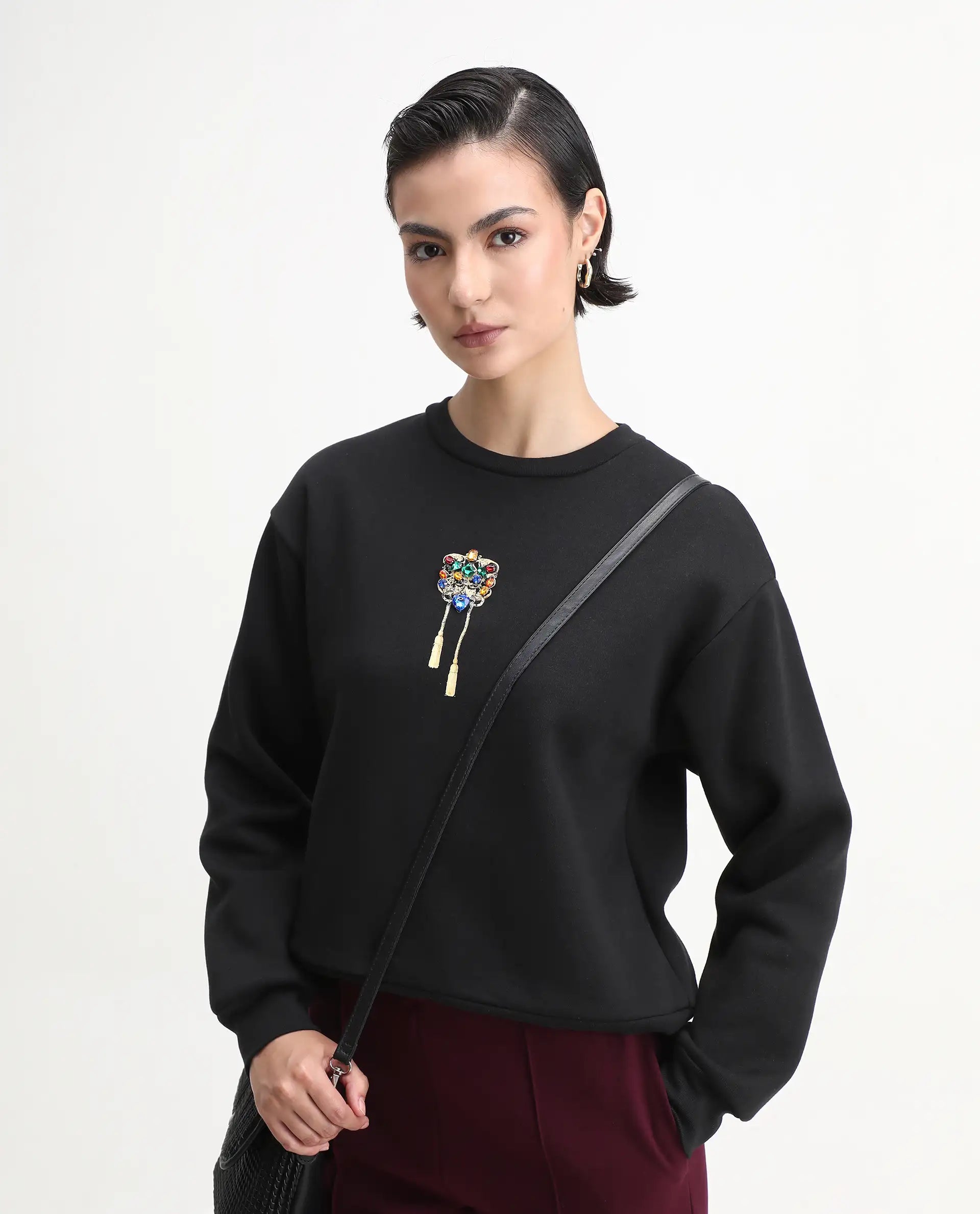 Rareism Women's Duth Black Cotton Blend Crew Neck Regular Fit Printed Sweatshirt