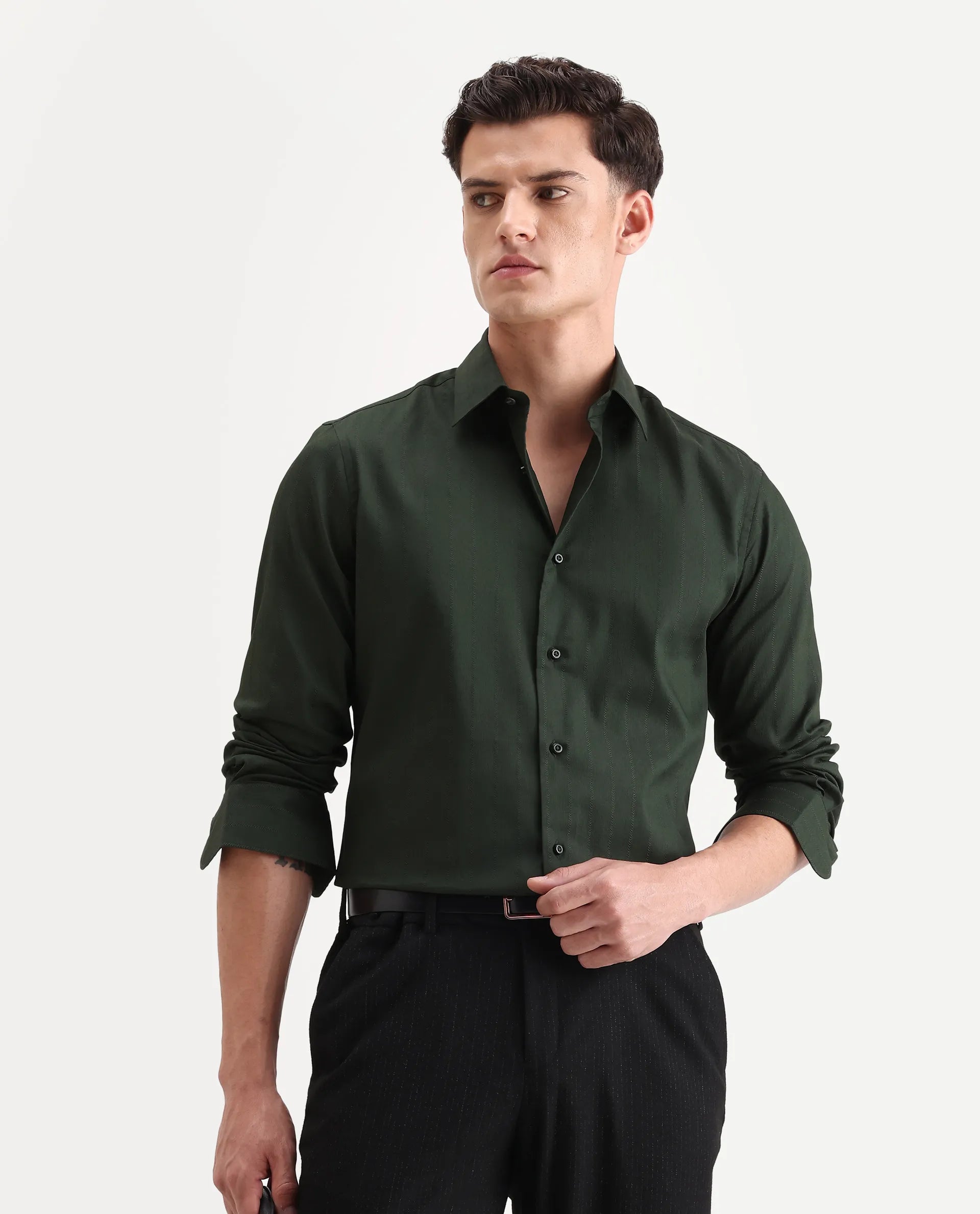 Rare Rabbit Men's Dyke Dark Green Cotton Blend Fabric Spread Collar Regular Fit Striped Shirt