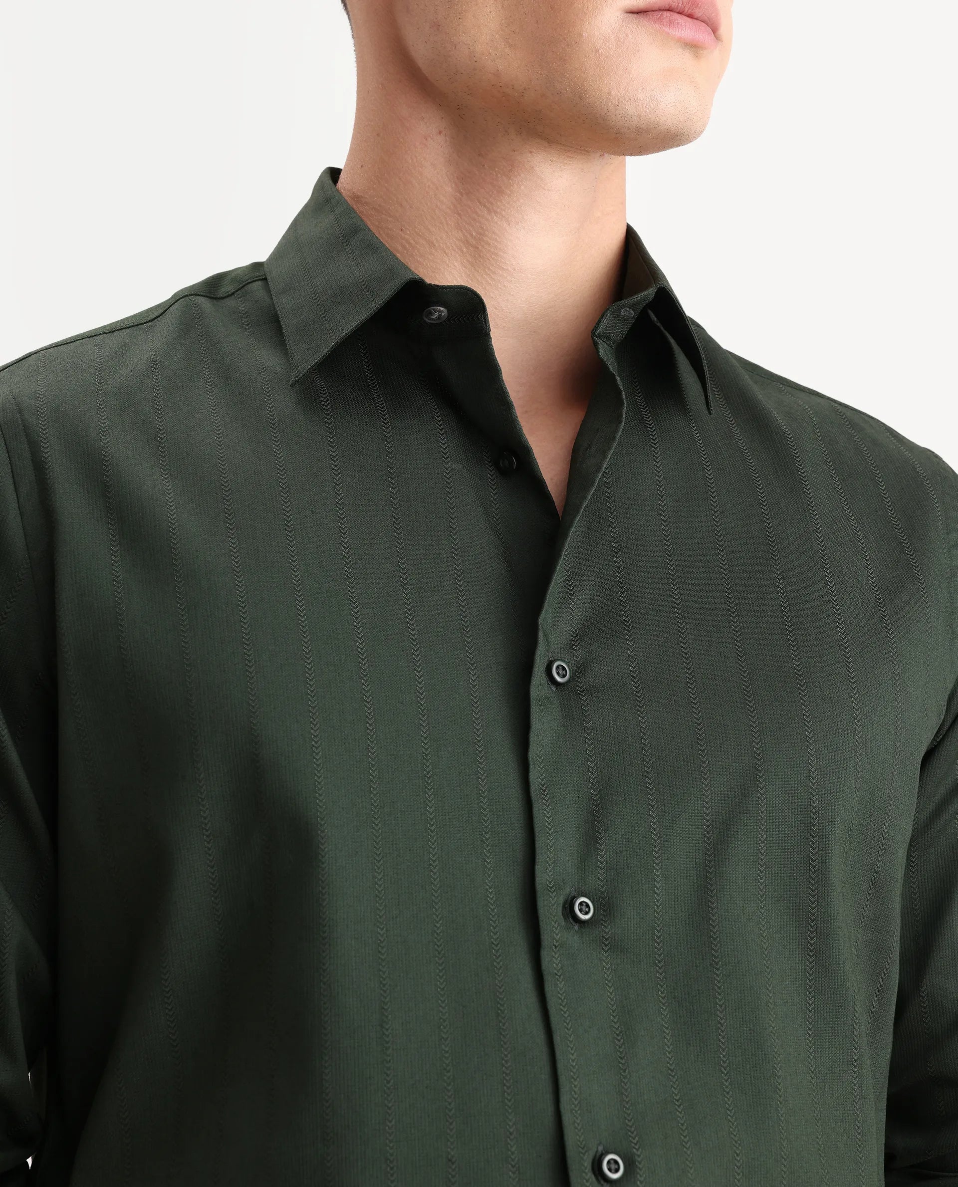 Rare Rabbit Men's Dyke Dark Green Cotton Blend Fabric Spread Collar Regular Fit Striped Shirt
