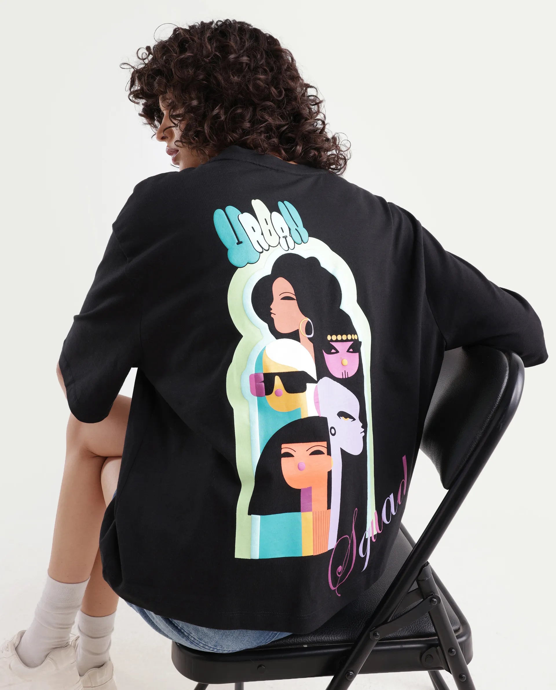 Rareism Women's Earl Black Cotton Blend Crew Neck Graphic Print Relaxed Fit T-Shirt