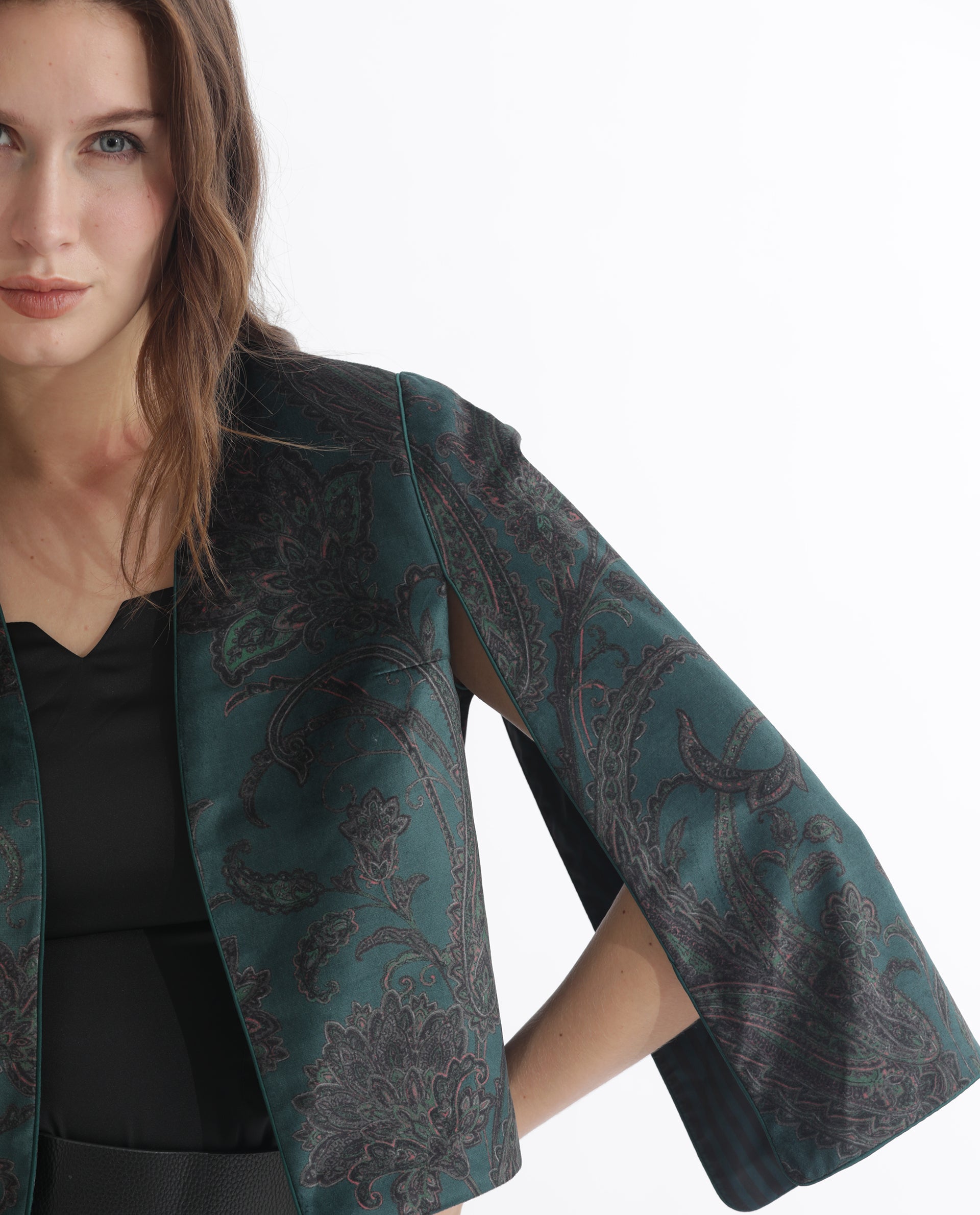 Rareism Women Elani Green Velvet Fabric 3/4Th Sleeves Cape Sleeve Regular Fit Floral Print Shrug