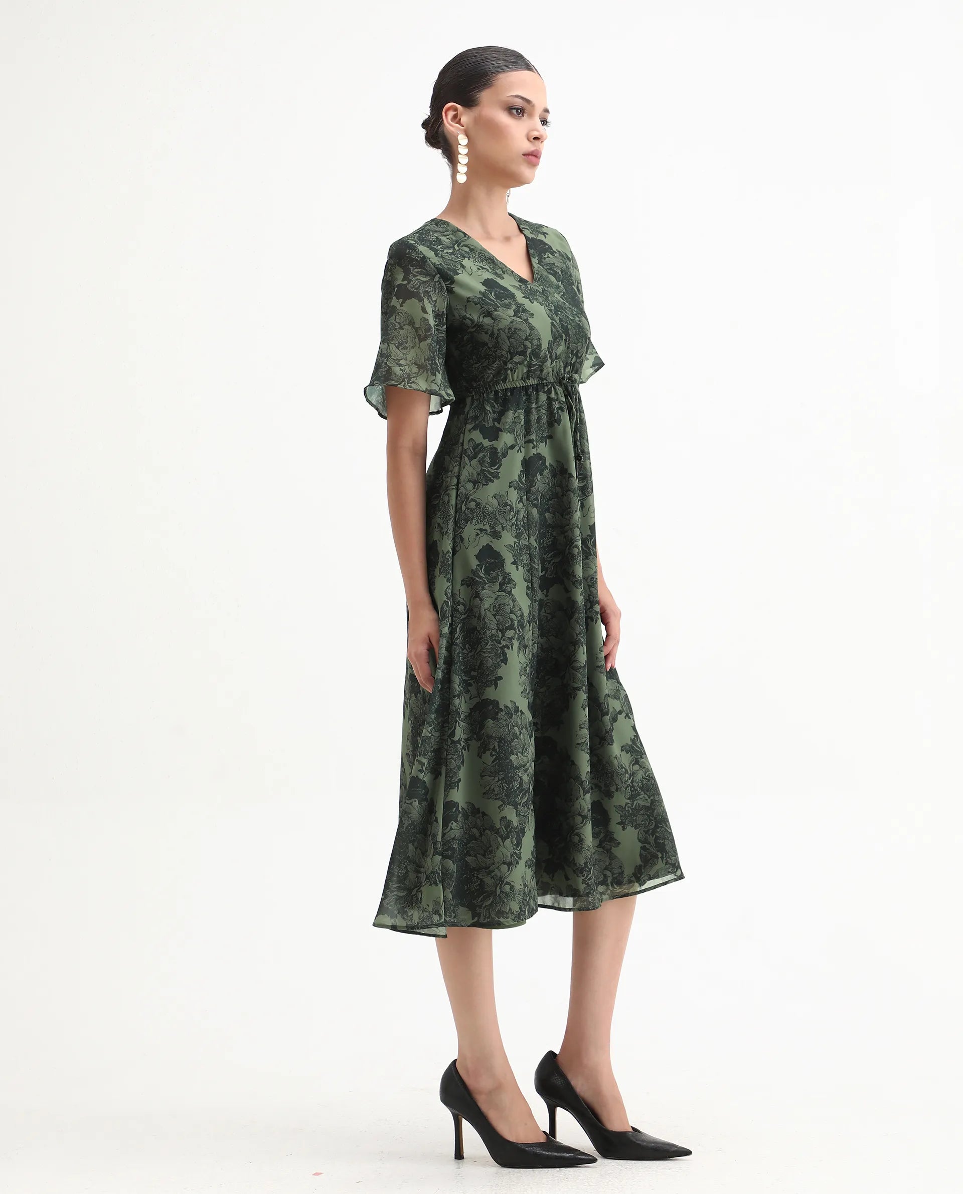 Rareism Women's Elgon Dark Green Polyester V-Neck Flared Floral Print Midi Dress