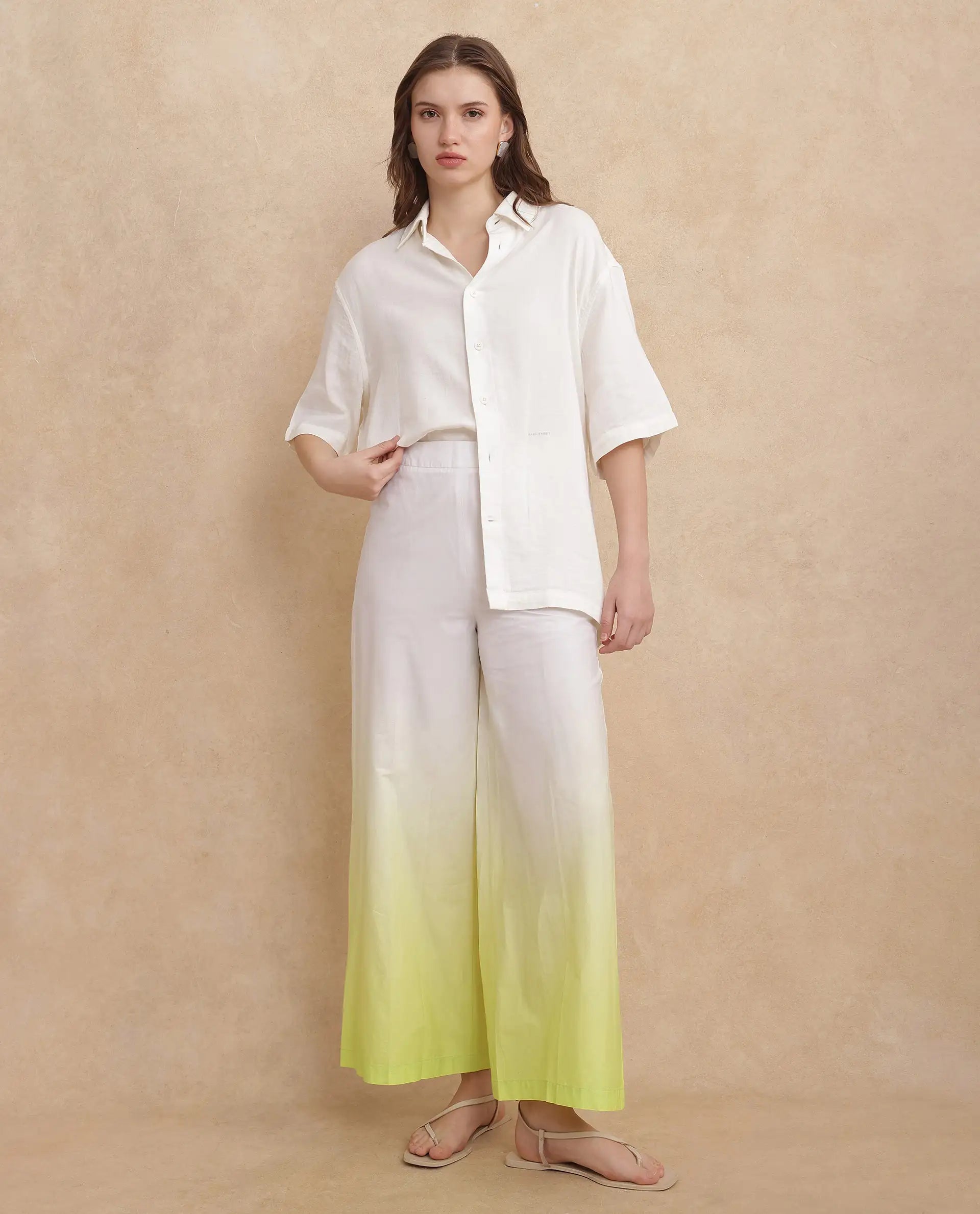 Rareism Women Elise Green Zipper Closure Wide Fit Ankle Length Ombre Trouser