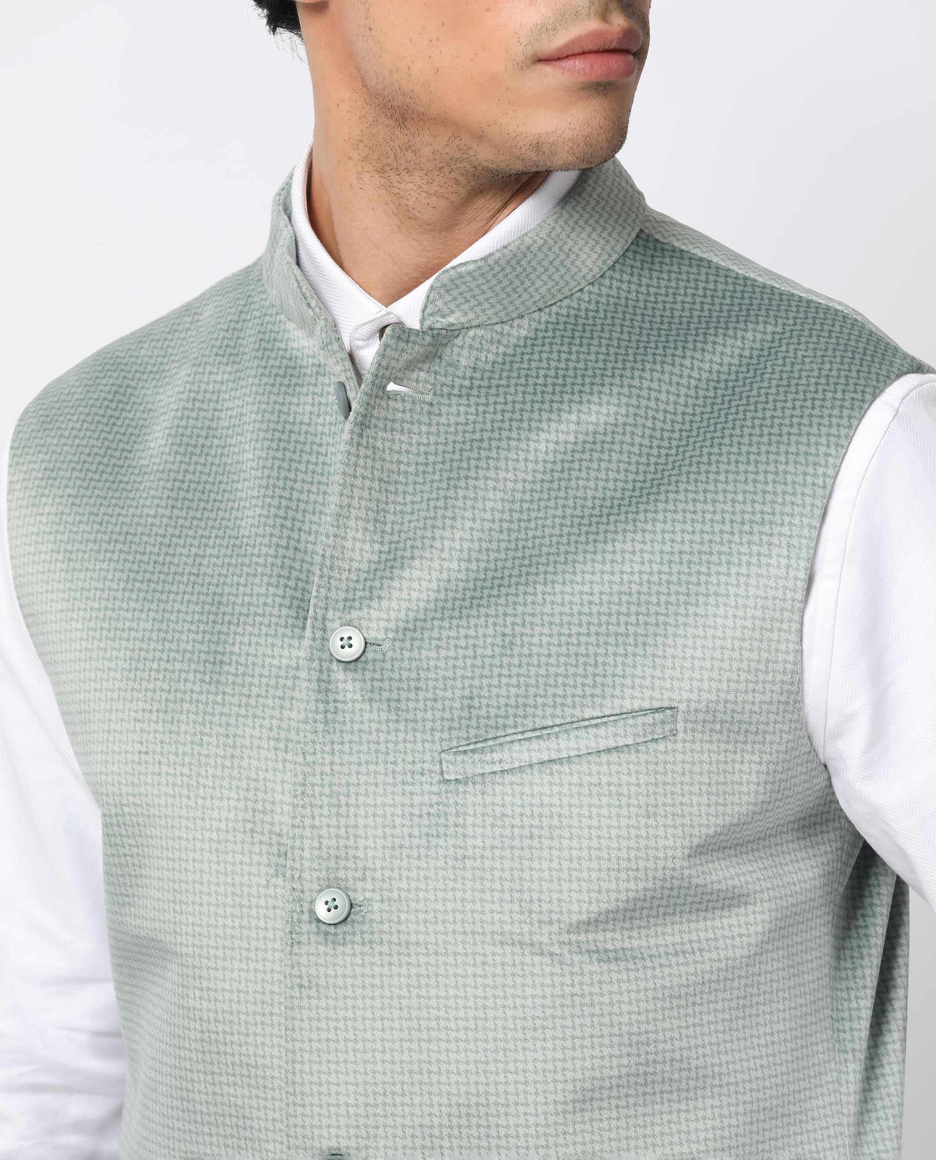 Rare Rabbit Men's Emerald Light Blue Mandarin Collar Sleeveless Textured Velvet Bandi