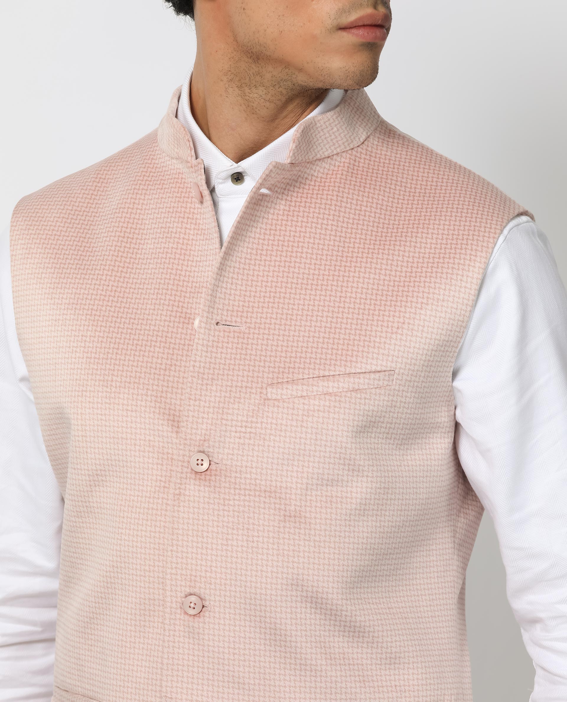 Rare Rabbit Men's Emerald Light Pink Mandarin Collar Sleeveless Textured Velvet Bandi