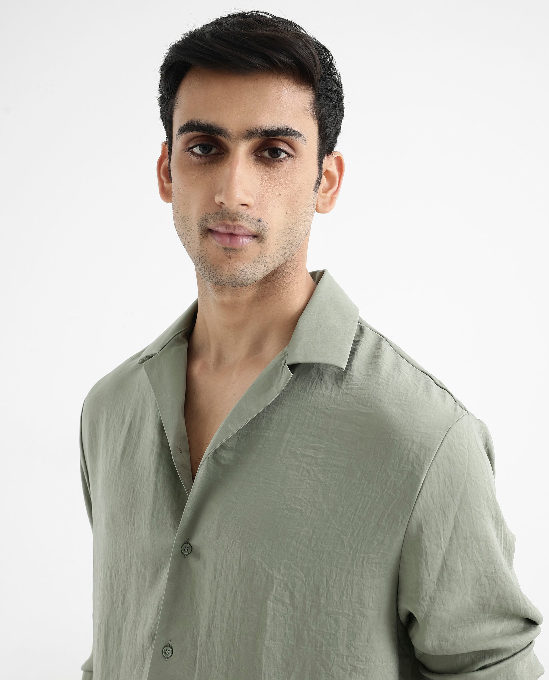 Rare Rabbit Articale Men's Enzo Dusky Green Polyester Fabric Full Sleeve Collared Neck Button Closure Slim Fit Solid Shirt