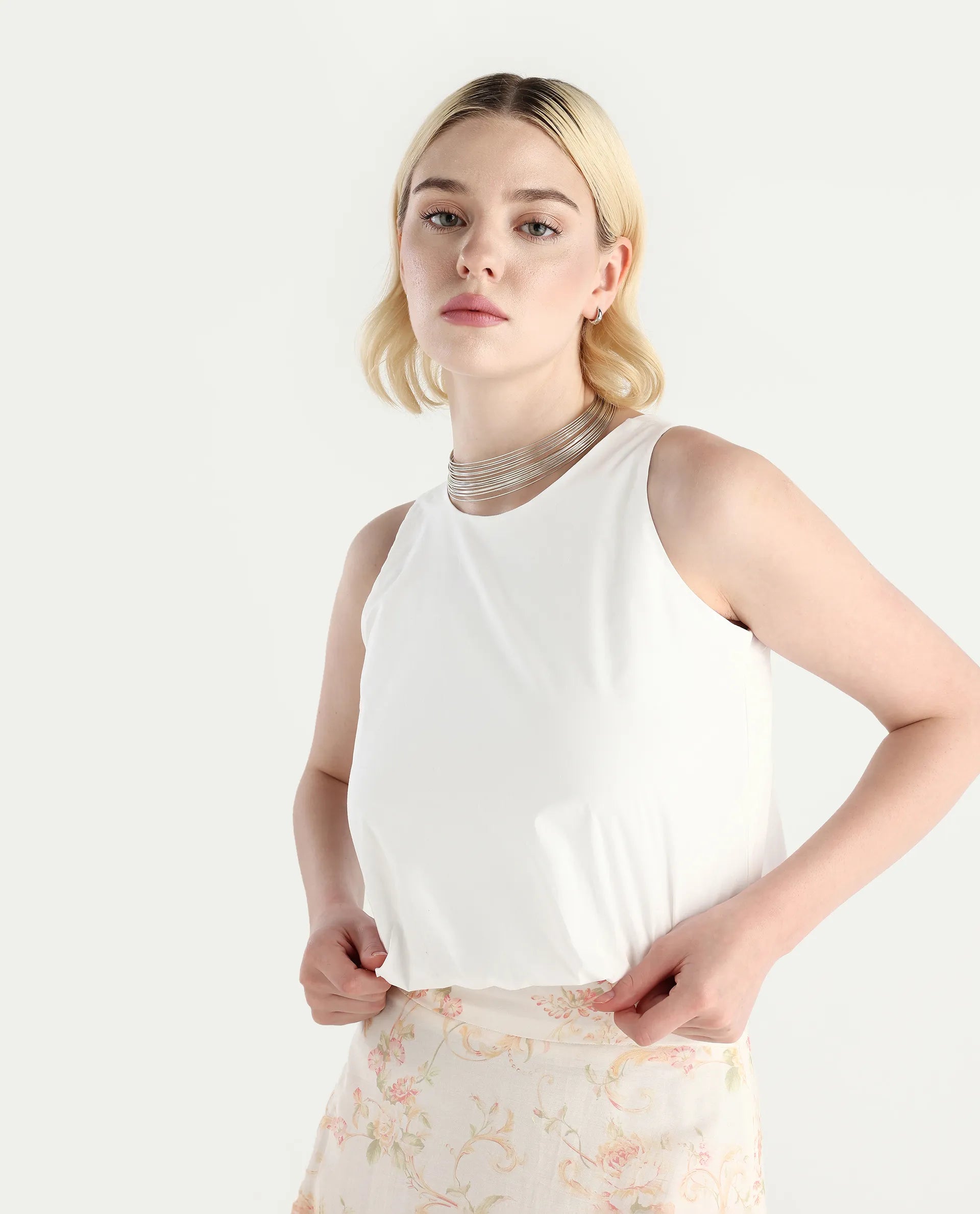 Rareism Women's Eptic White Cotton Plain Sleeveless Crop Regular Fit Top