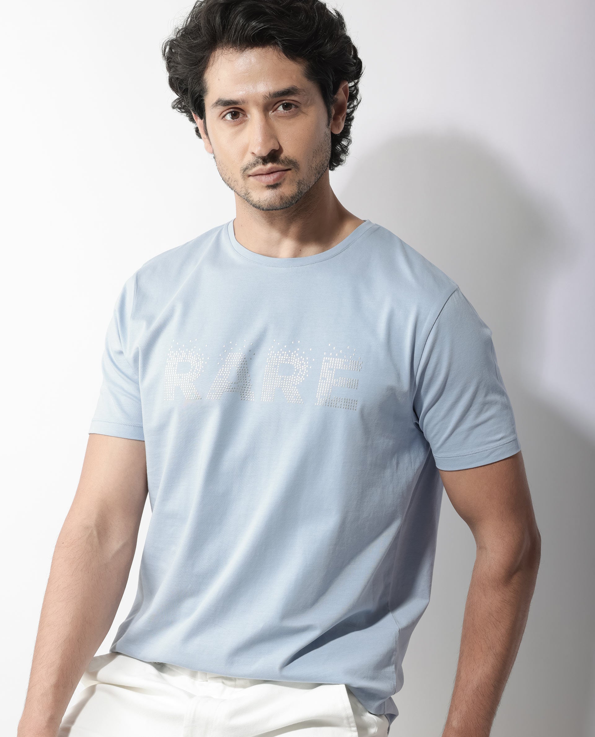 Rare Rabbit Mens Eso Light Blue Short Sleeve Graphic Print Regular Fit T-Shirt