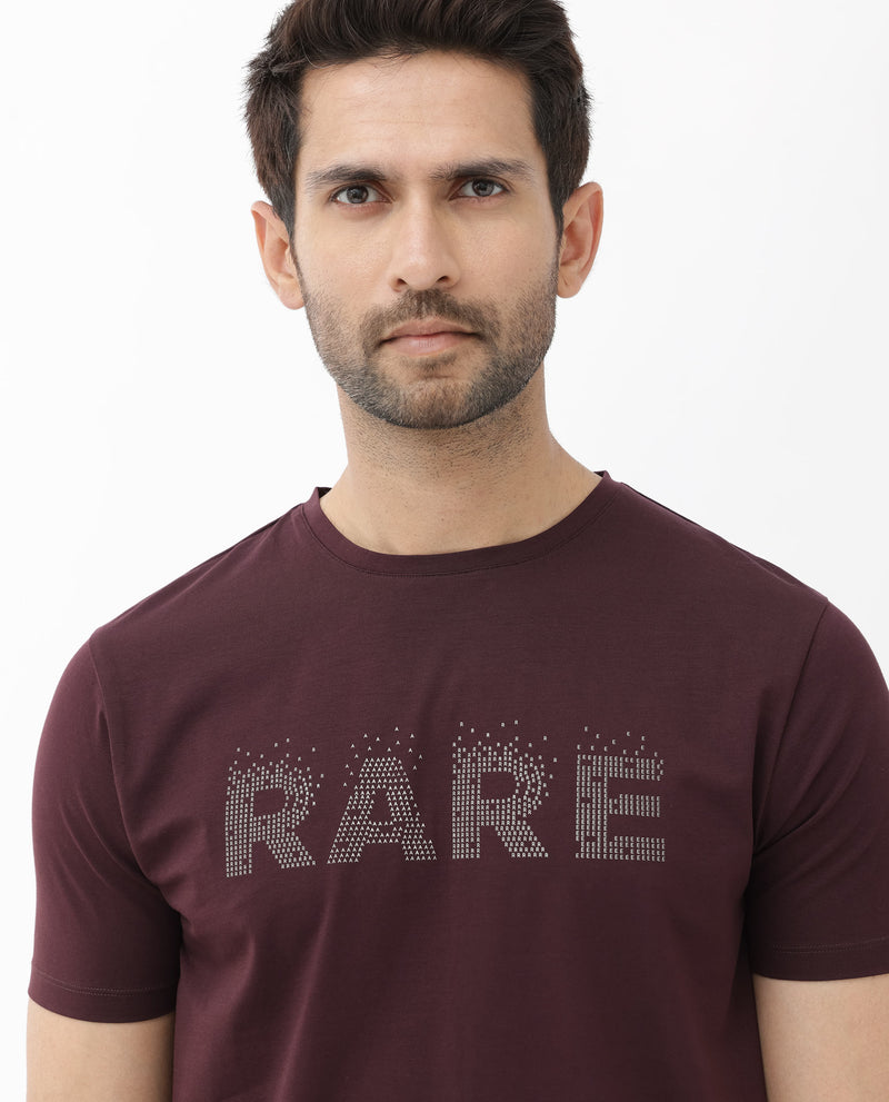 Rare Rabbit Mens Eso Maroon Short Sleeve Graphic Print Regular Fit T-Shirt