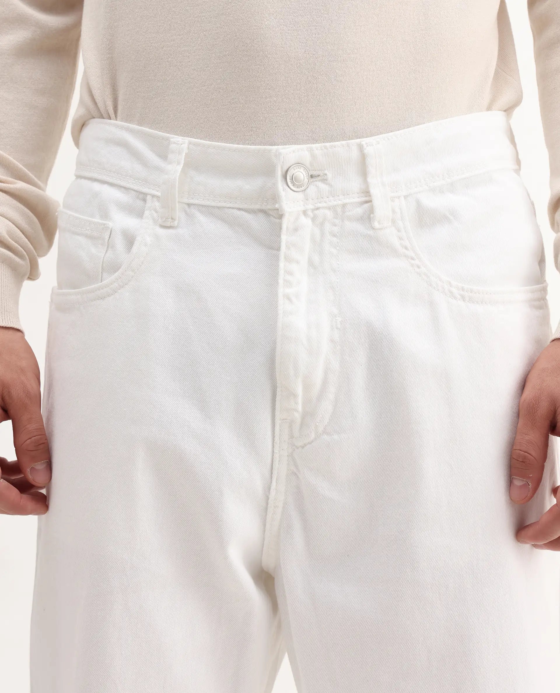 Rare Rabbit Men's Evet-2 White Cotton Plain Baggy Fit Jeans