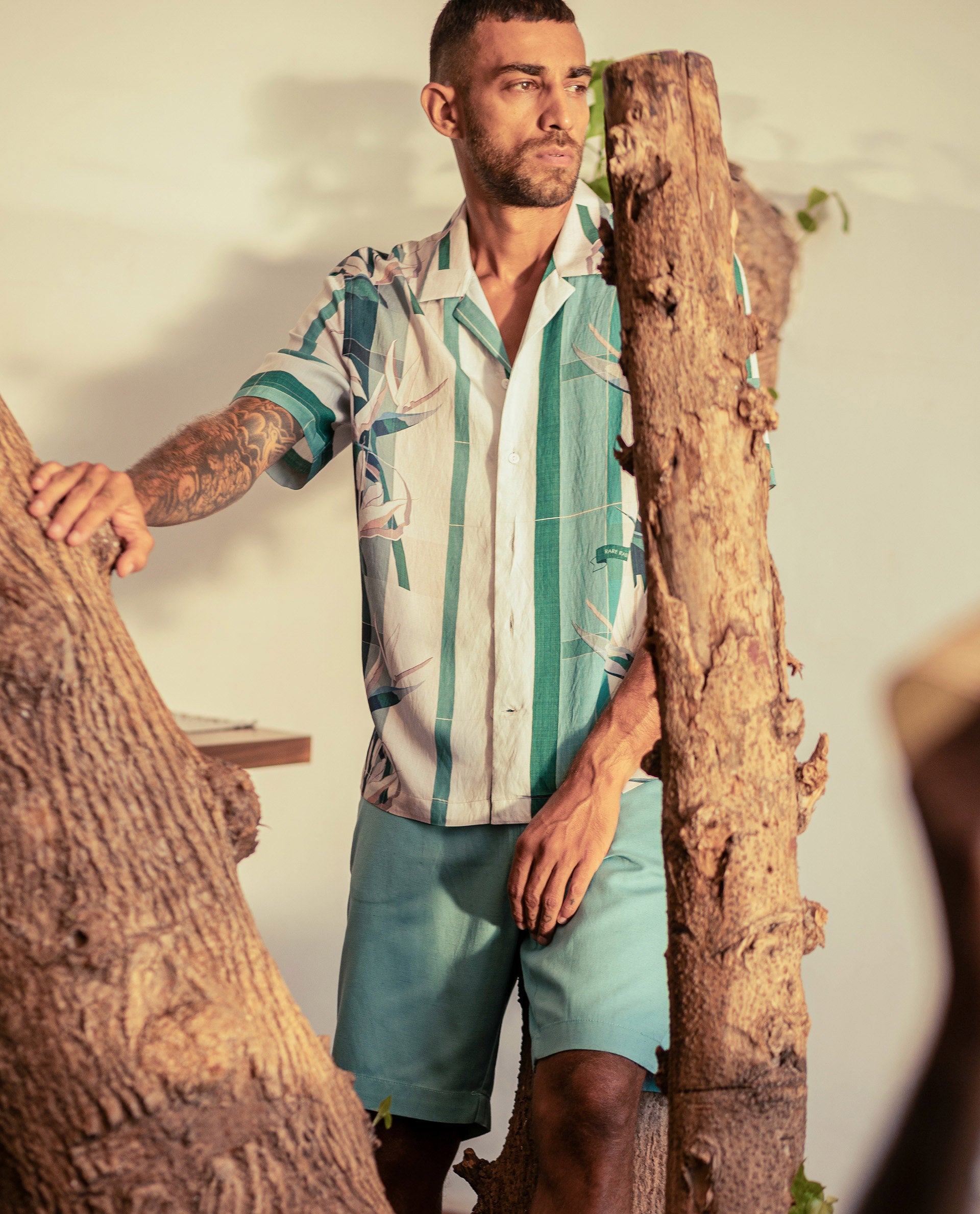 Rare Rabbit Men's Edam Turq Lyocell Cotton Linen Fabric Knee Length Relaxed Fit Solid Shorts