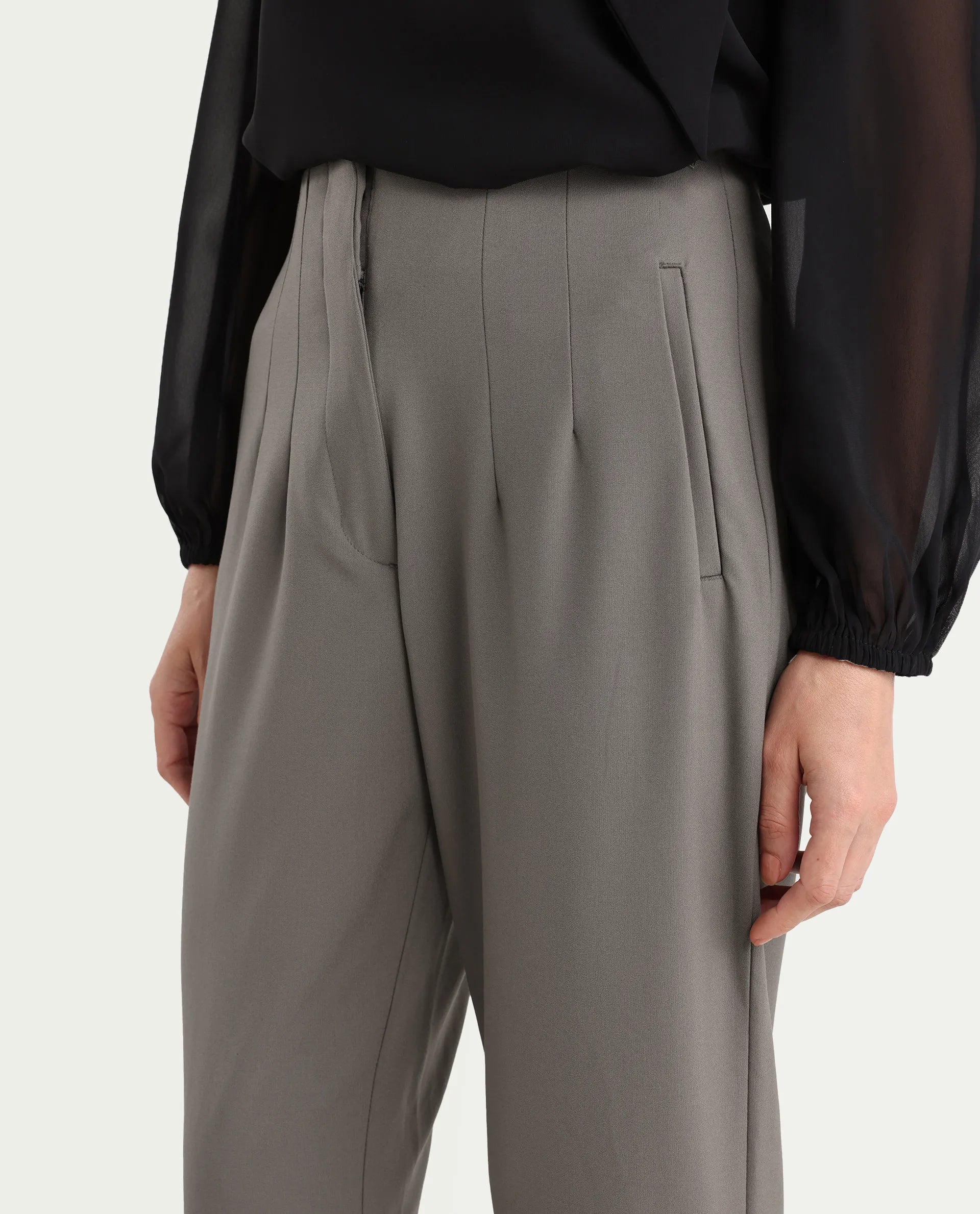 Rareism Women's Falqu Dusky Grey Polyester Blend Plain Ankle Length Tapered Trouser