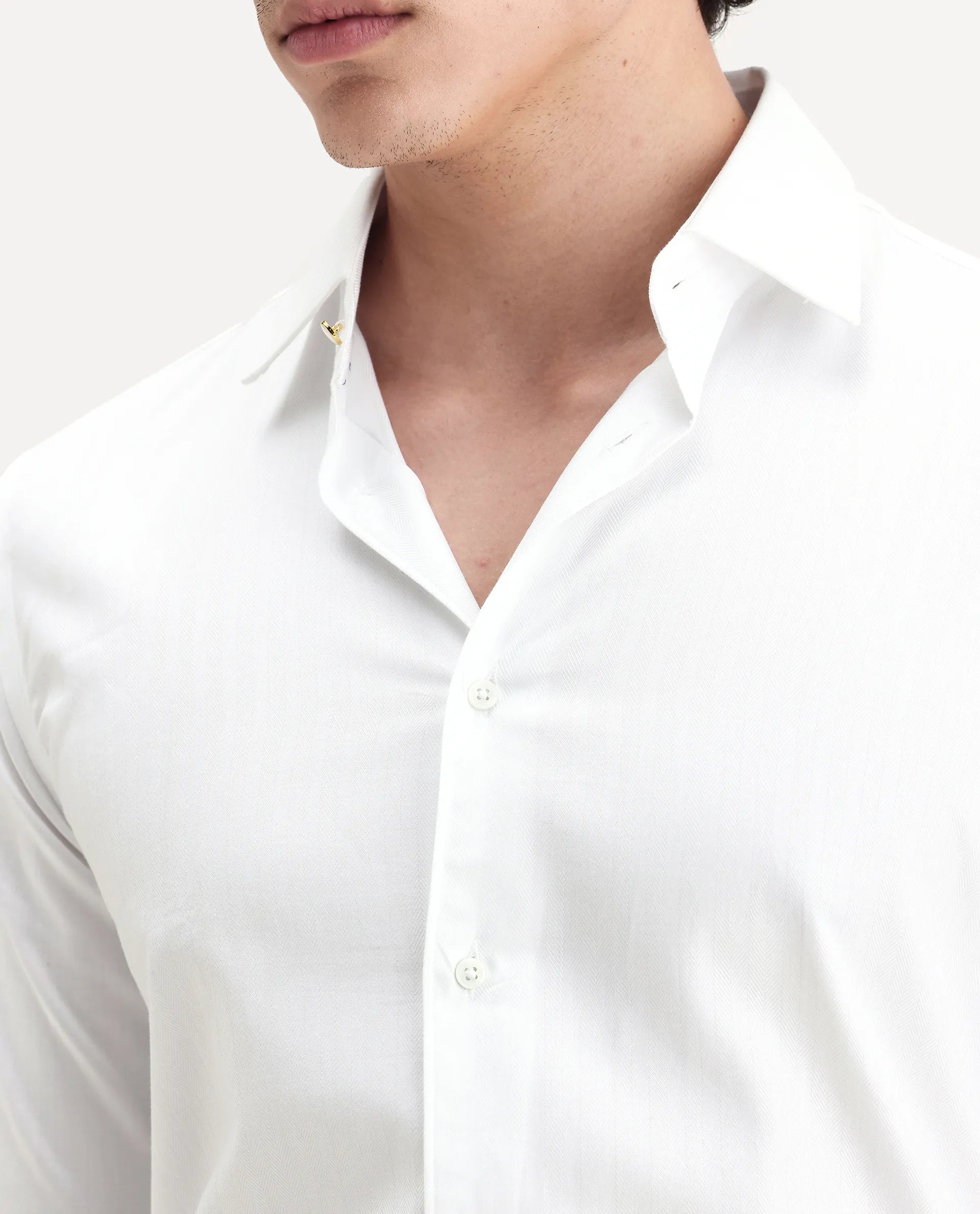 Rare Rabbit Men's Fargo White Cotton Plain Regular Fit Full Sleeve Collared Shirt