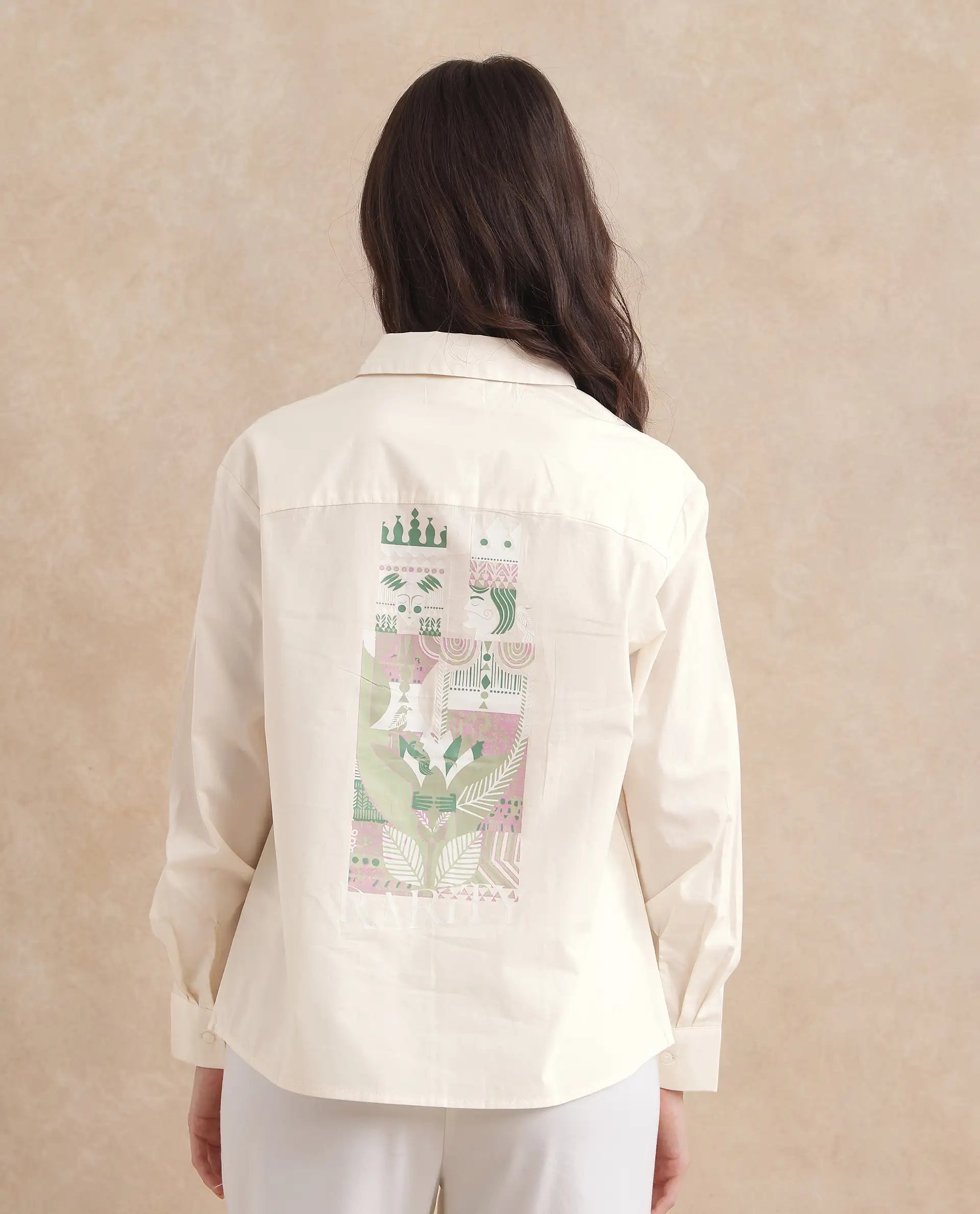 Rareism Women Fetopl Beige Cuffed Sleeve Collared Neck Boxy Fit Graphic Print Shirt