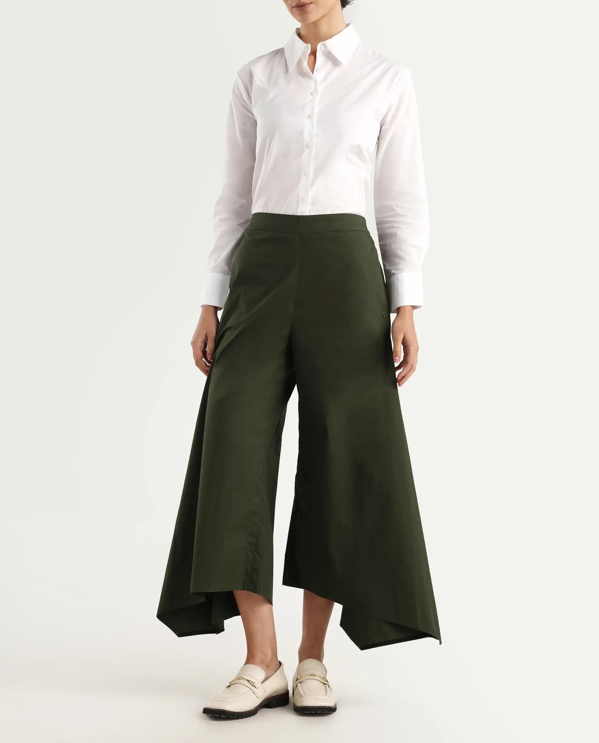 Rareism Women's Filom Green Cotton Blend Plain Ankle Length Flared Trouser