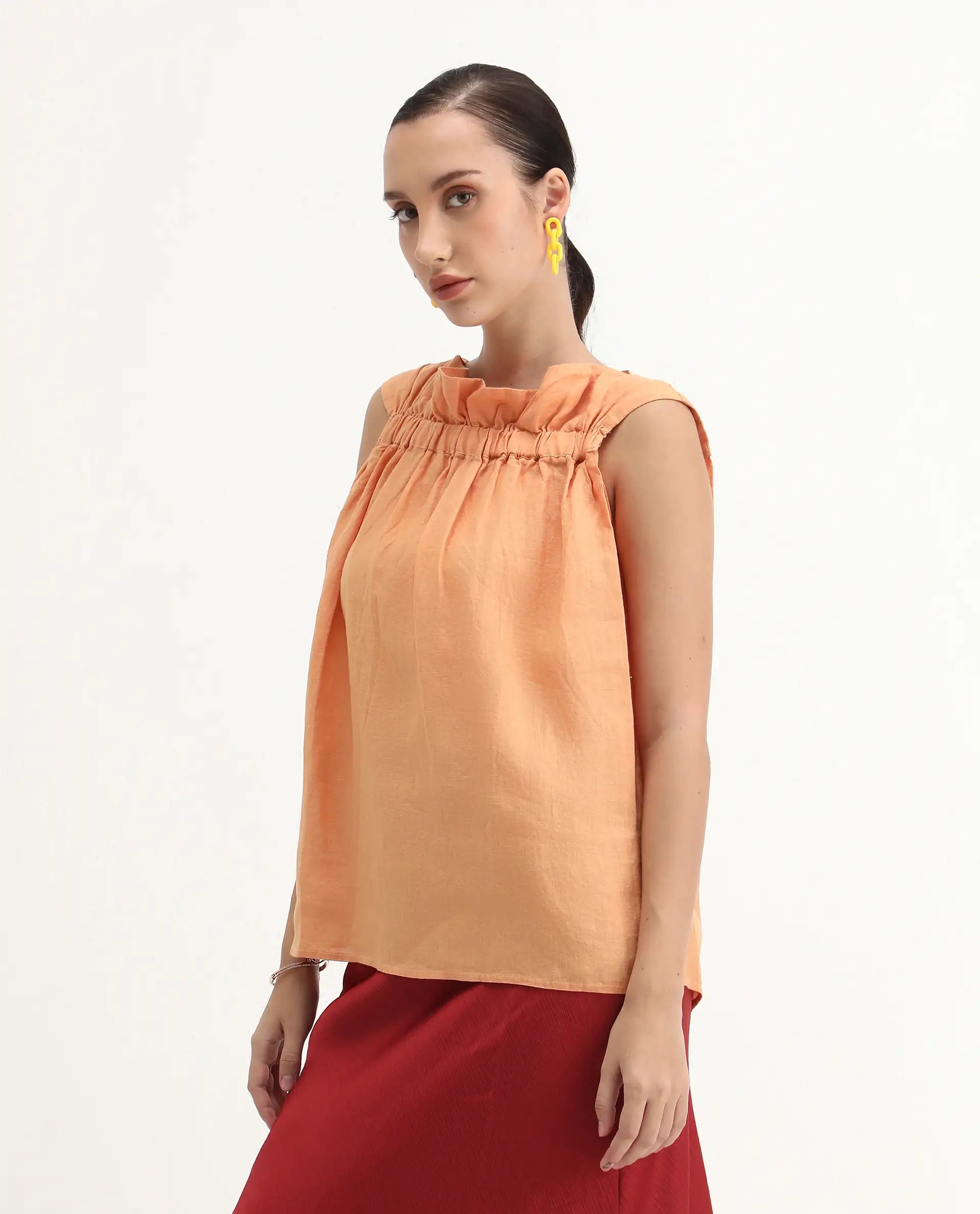 Rareism Women's Flash Orange Linen Sweetheart Neck Plain Sleeveless Knee Length Tailored Top